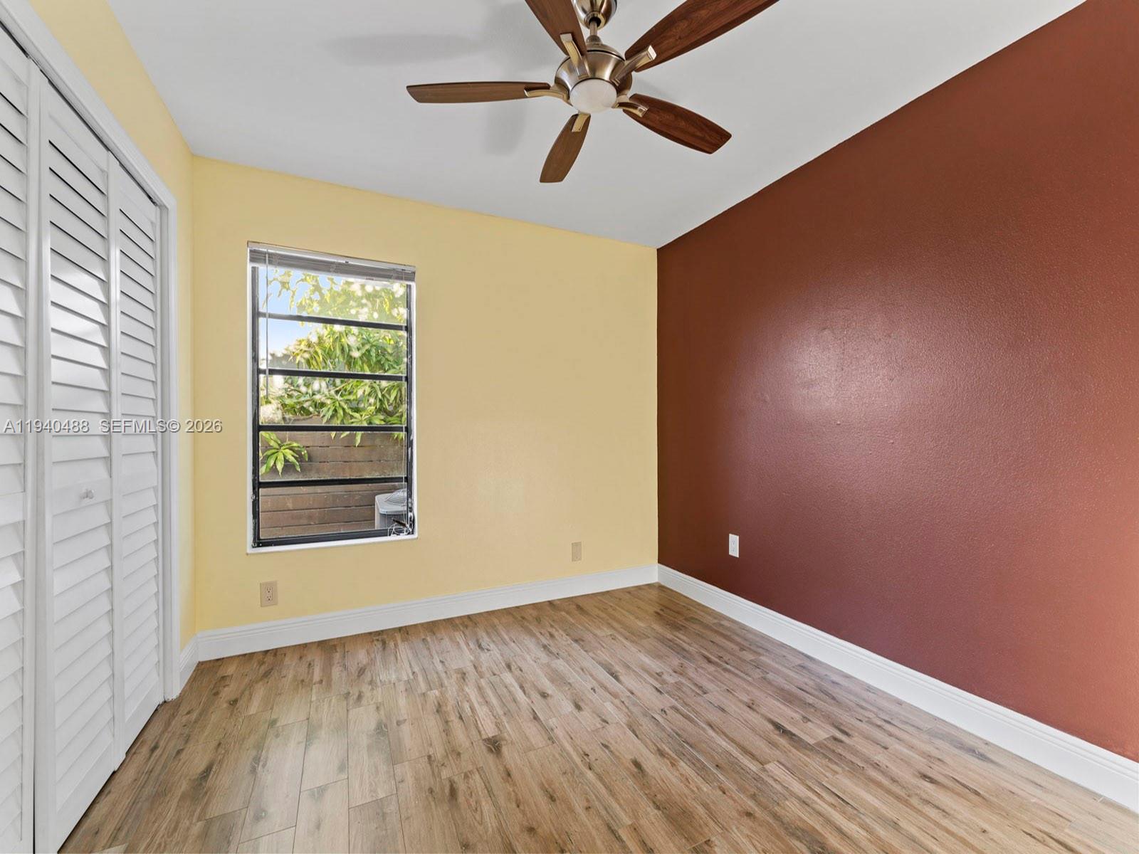 LINDGREN WEST - Residential