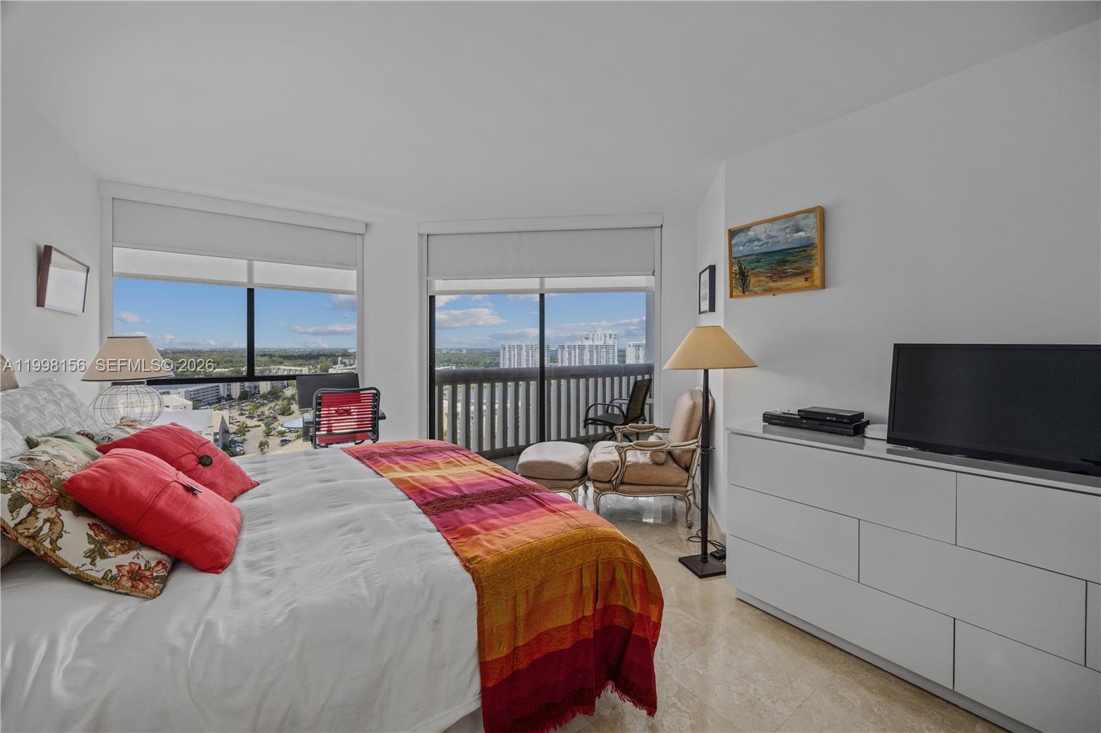 1000 ISL BLVD WILLIAMS IS - Residential