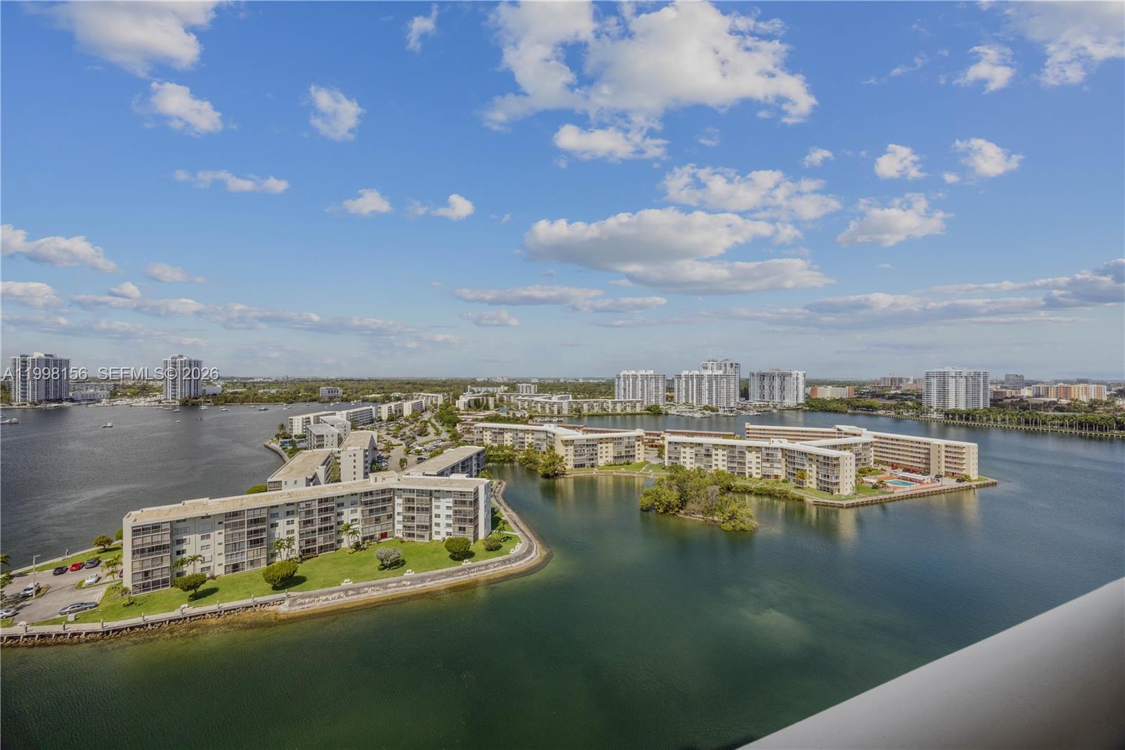 1000 ISL BLVD WILLIAMS IS - Residential