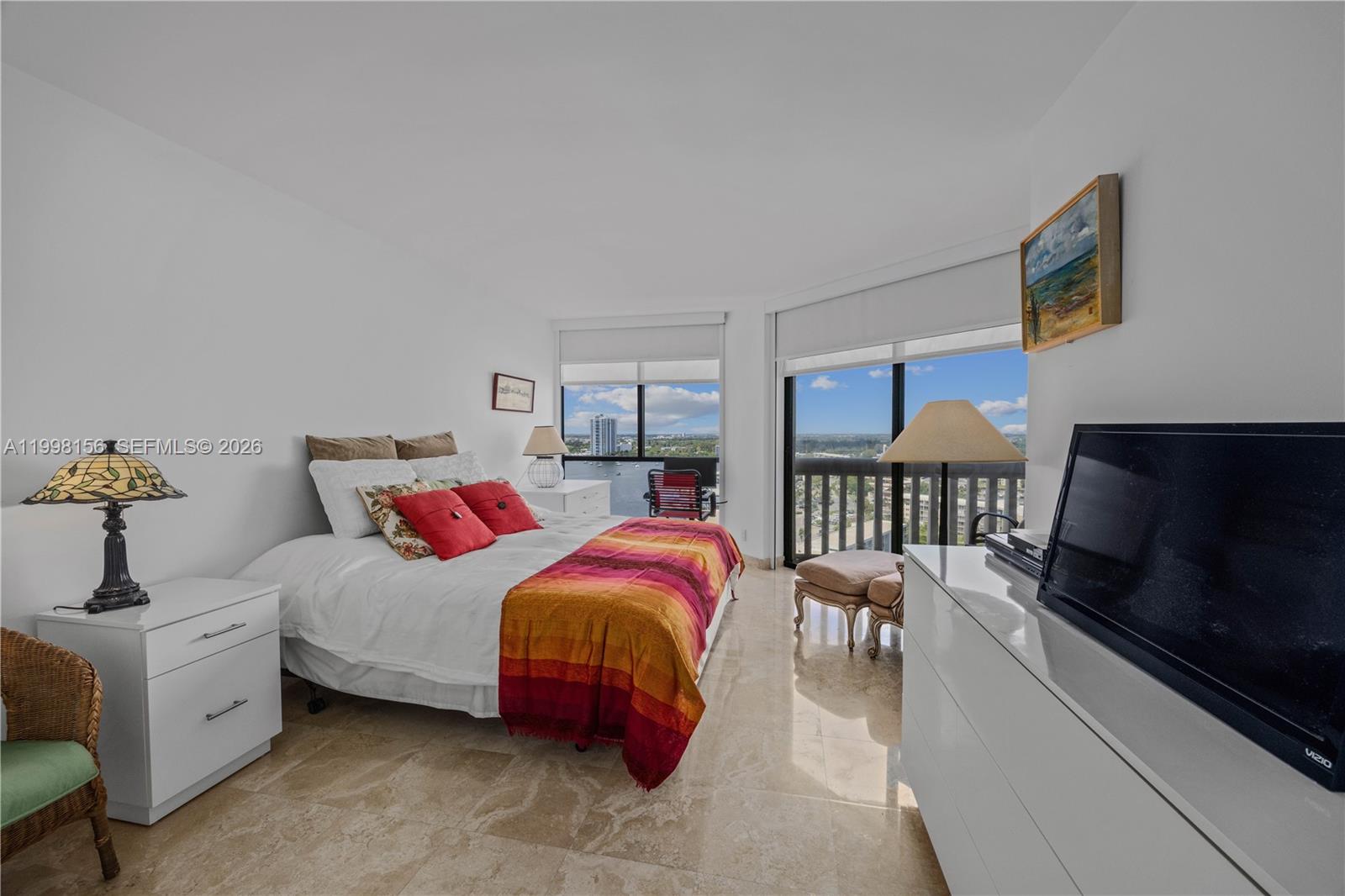 1000 ISL BLVD WILLIAMS IS - Residential