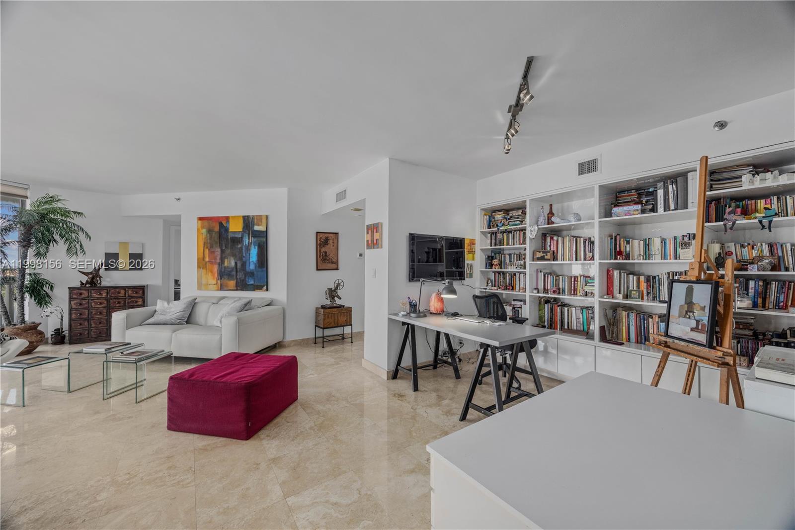 1000 ISL BLVD WILLIAMS IS - Residential