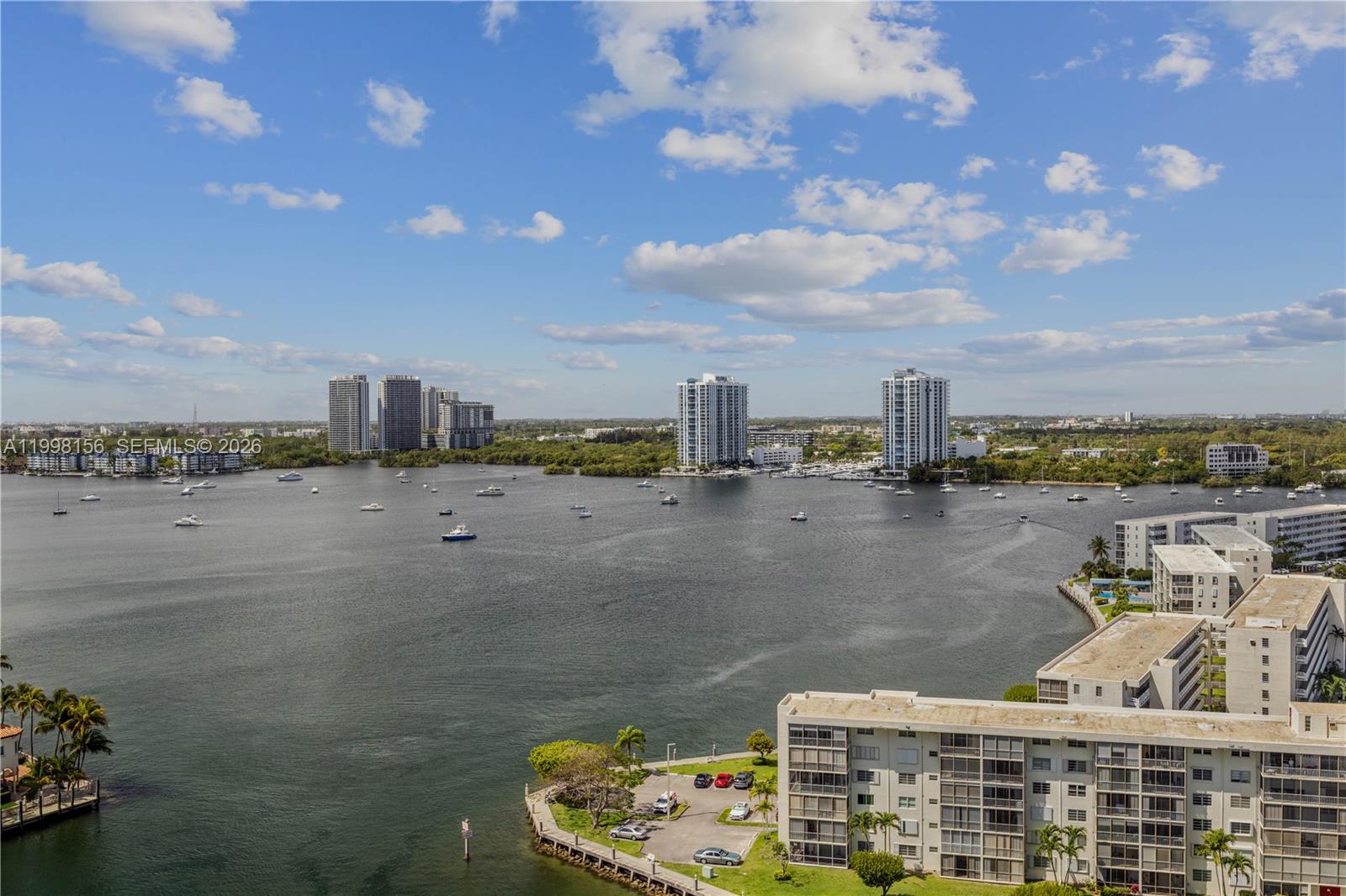 1000 ISL BLVD WILLIAMS IS - Residential