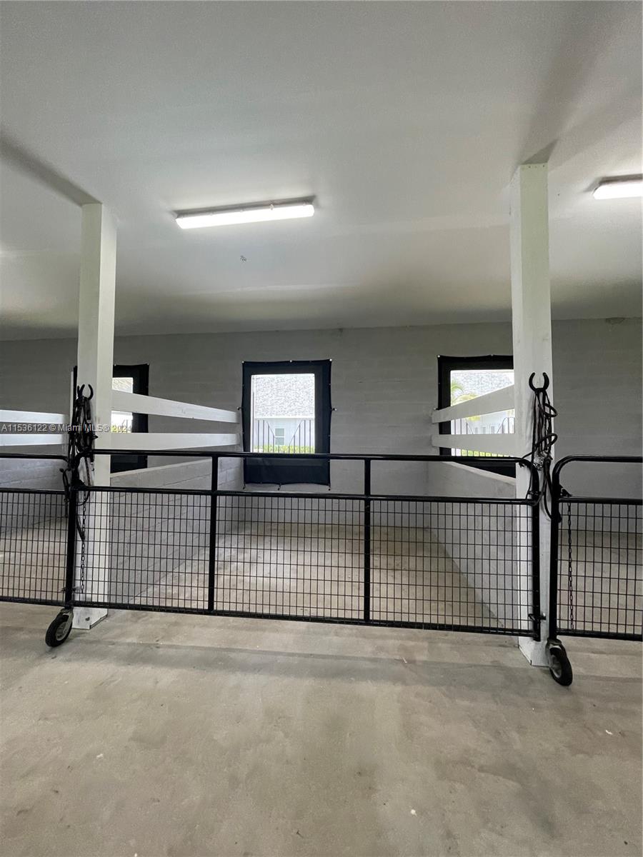 MARTIN COUNTY RANCH COMMU - Residential