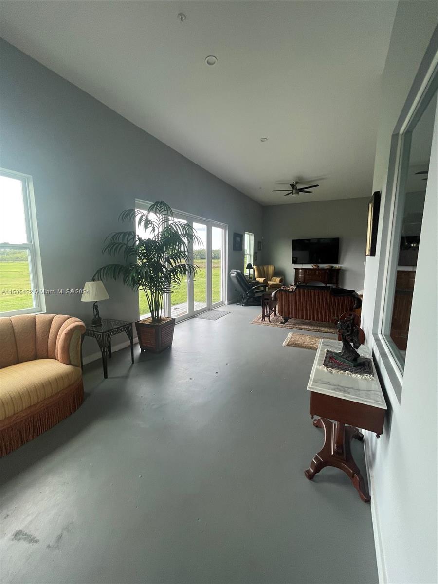 MARTIN COUNTY RANCH COMMU - Residential