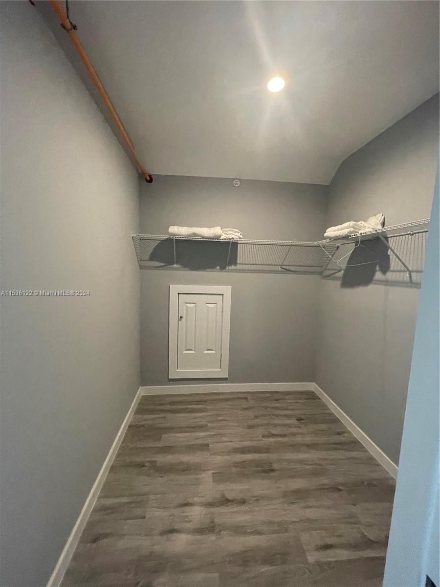 MARTIN COUNTY RANCH COMMU - Residential