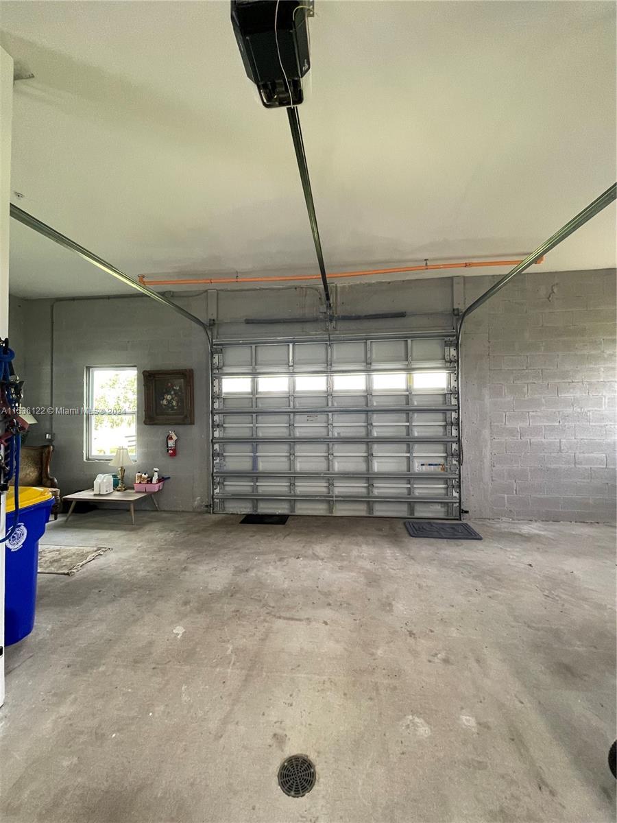 MARTIN COUNTY RANCH COMMU - Residential