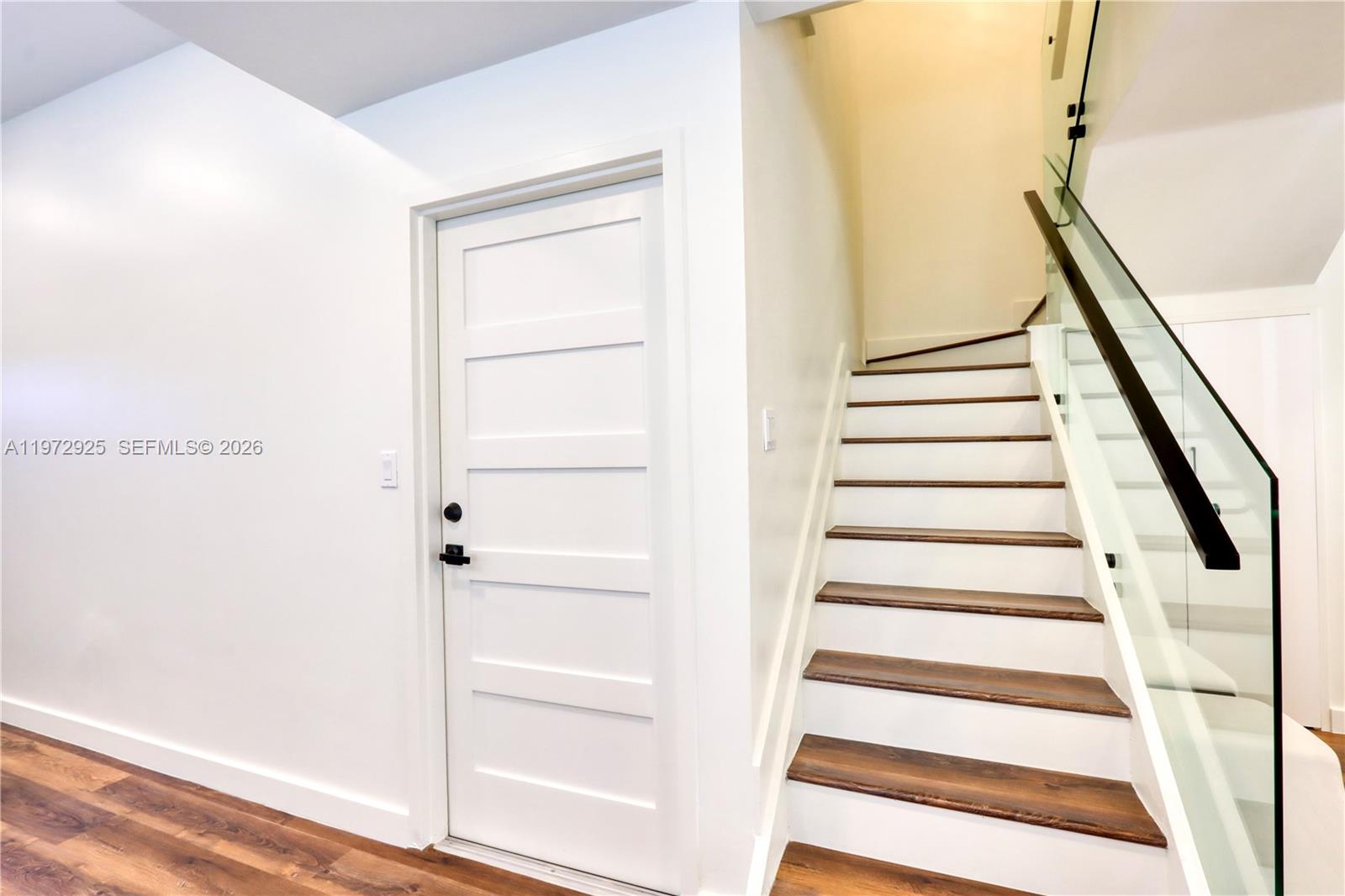 LAKES BY THE BAY JAY - Residential