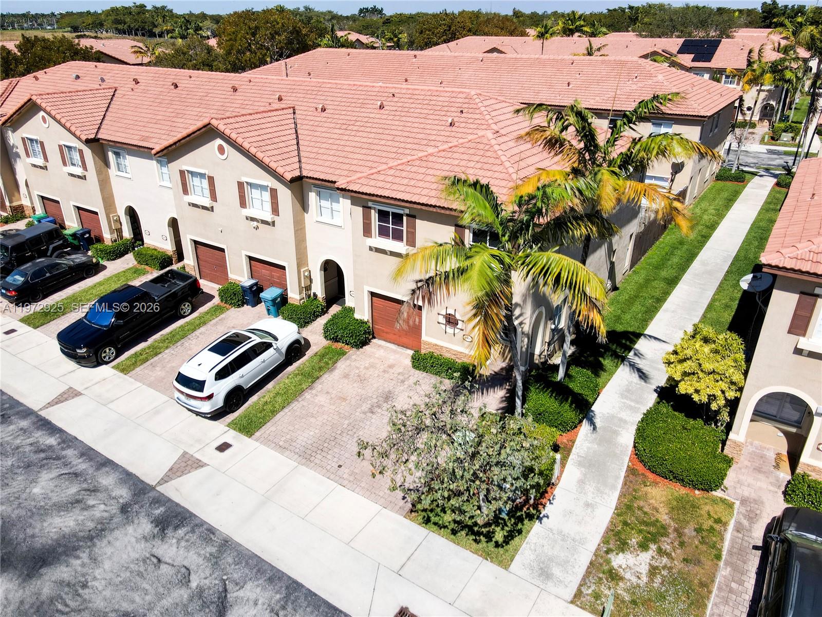 LAKES BY THE BAY JAY - Residential