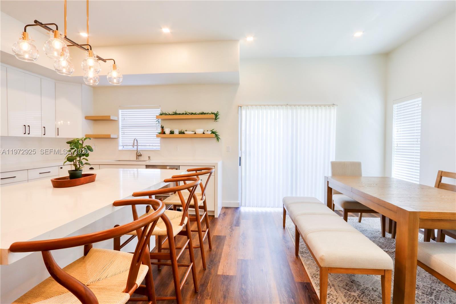 LAKES BY THE BAY JAY - Residential