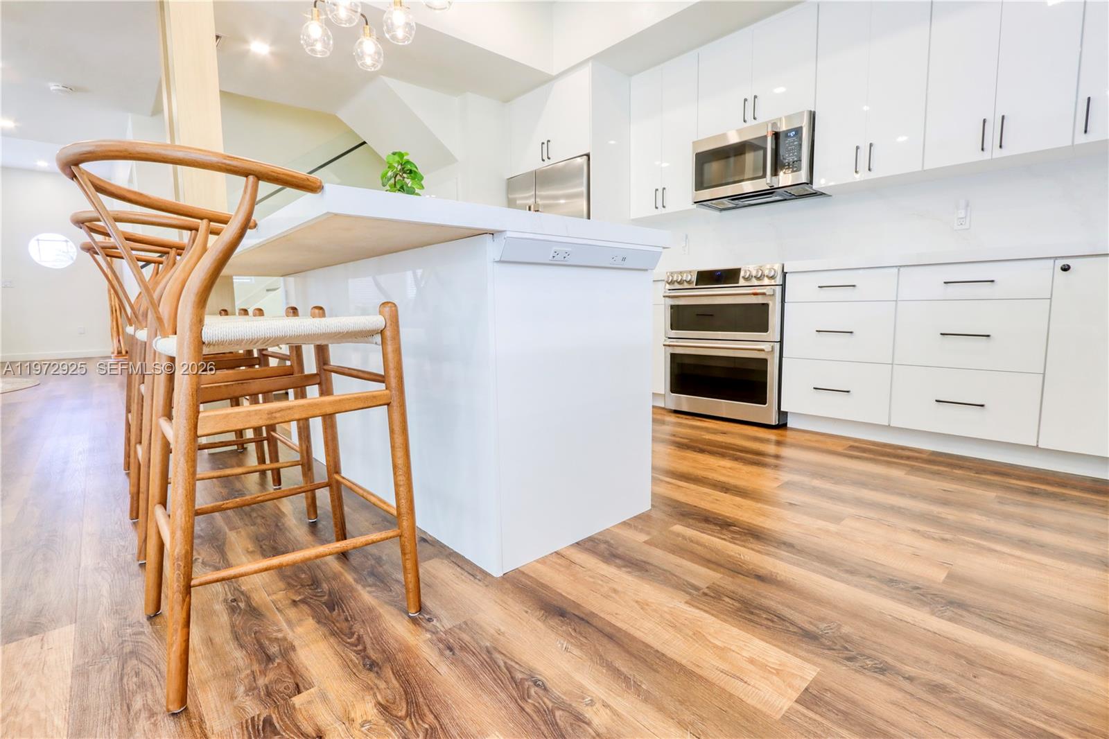 LAKES BY THE BAY JAY - Residential