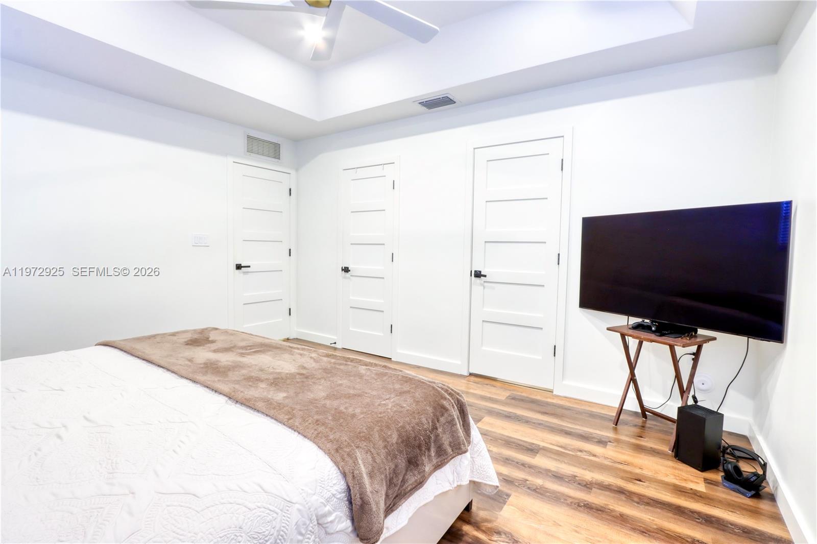 LAKES BY THE BAY JAY - Residential