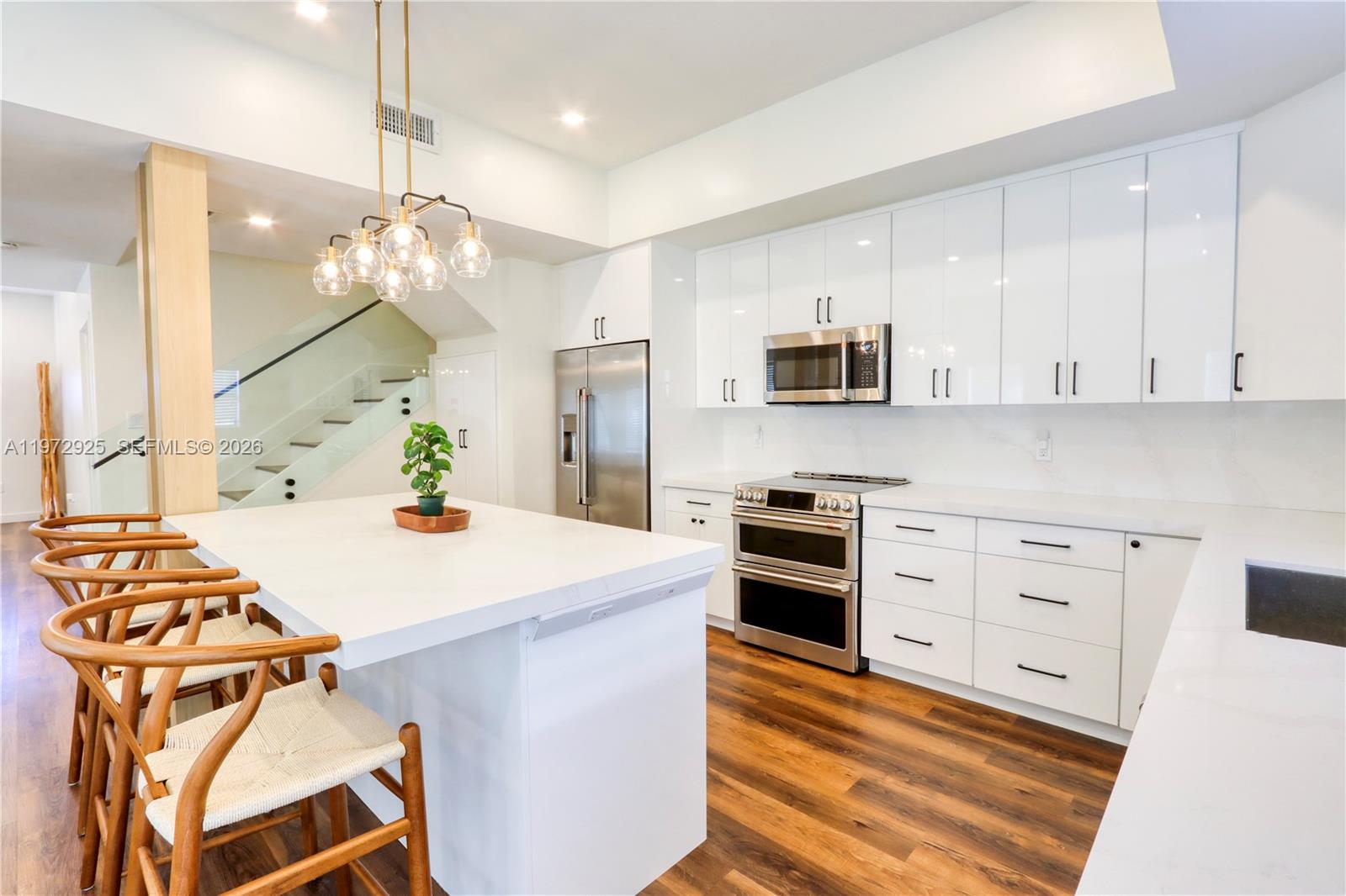 LAKES BY THE BAY JAY - Residential