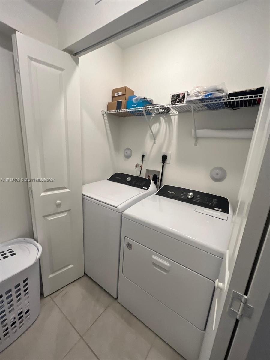 SILVER PALM RESIDENTIAL H - Residential