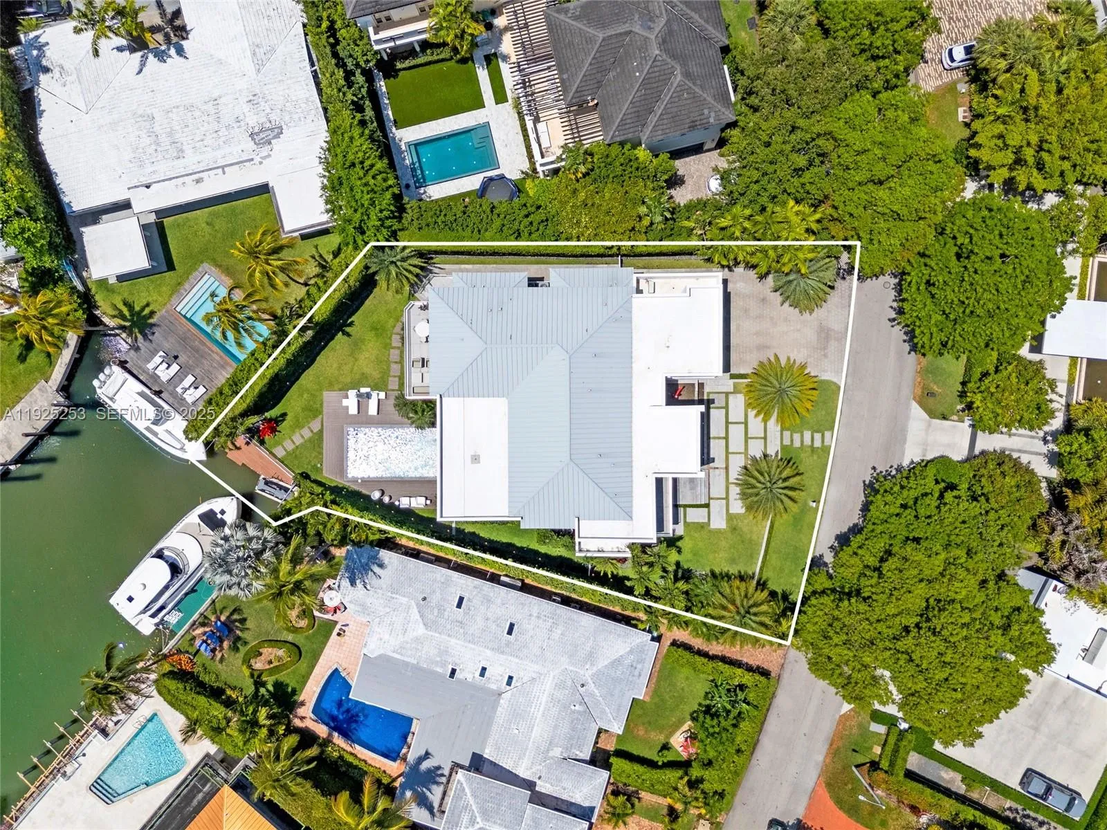 Key Biscayne, Florida 33149, United States, 6 Bedrooms Bedrooms, ,7 BathroomsBathrooms,Residential,Active,251290