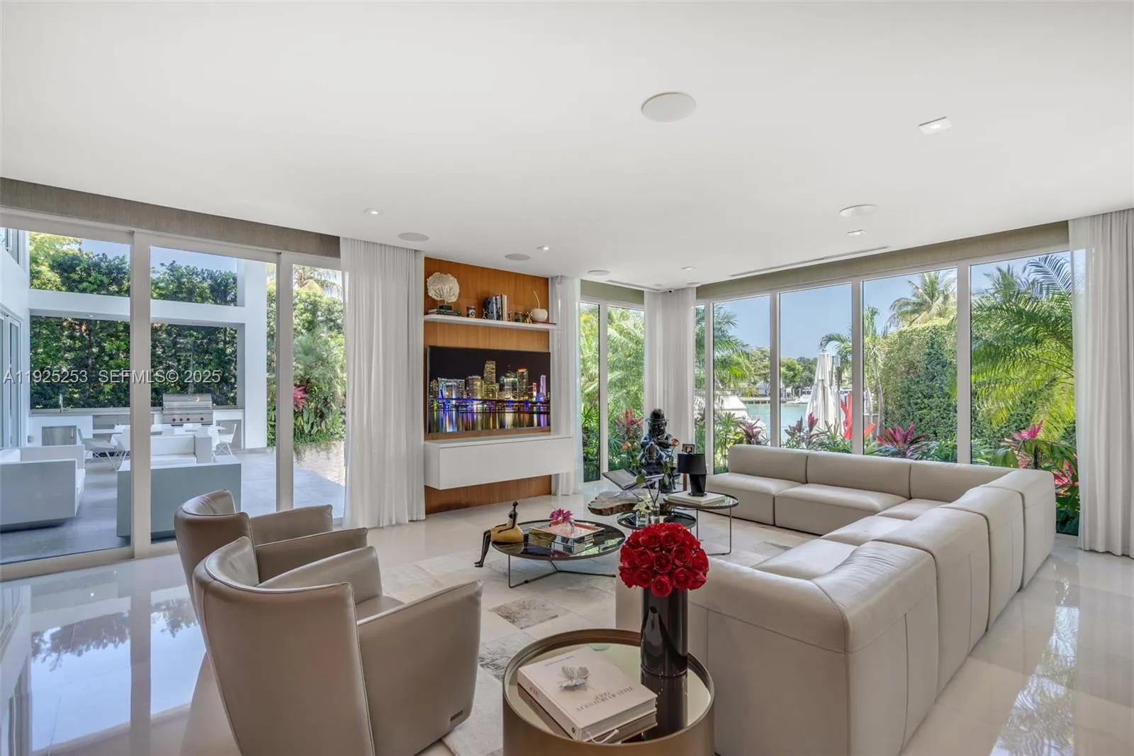 Key Biscayne, Florida 33149, United States, 6 Bedrooms Bedrooms, ,7 BathroomsBathrooms,Residential,Active,251290