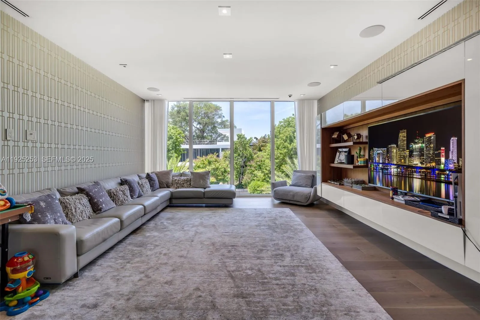 Key Biscayne, Florida 33149, United States, 6 Bedrooms Bedrooms, ,7 BathroomsBathrooms,Residential,Active,251290