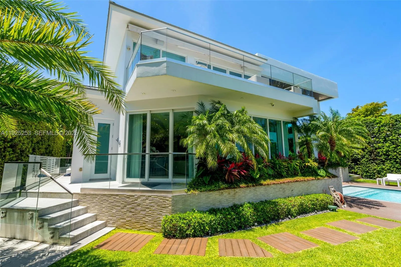 Key Biscayne, Florida 33149, United States, 6 Bedrooms Bedrooms, ,7 BathroomsBathrooms,Residential,Active,251290