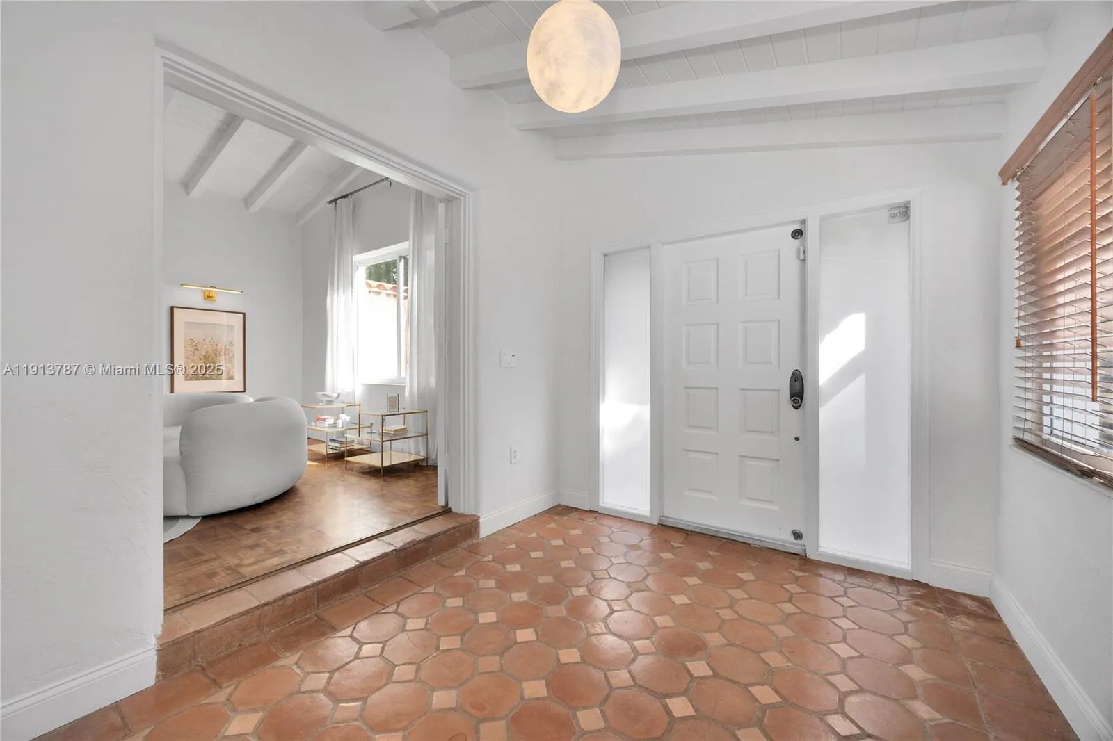 Miami Beach, Florida 33140, United States, 3 Bedrooms Bedrooms, ,3 BathroomsBathrooms,Residential,Active,243170