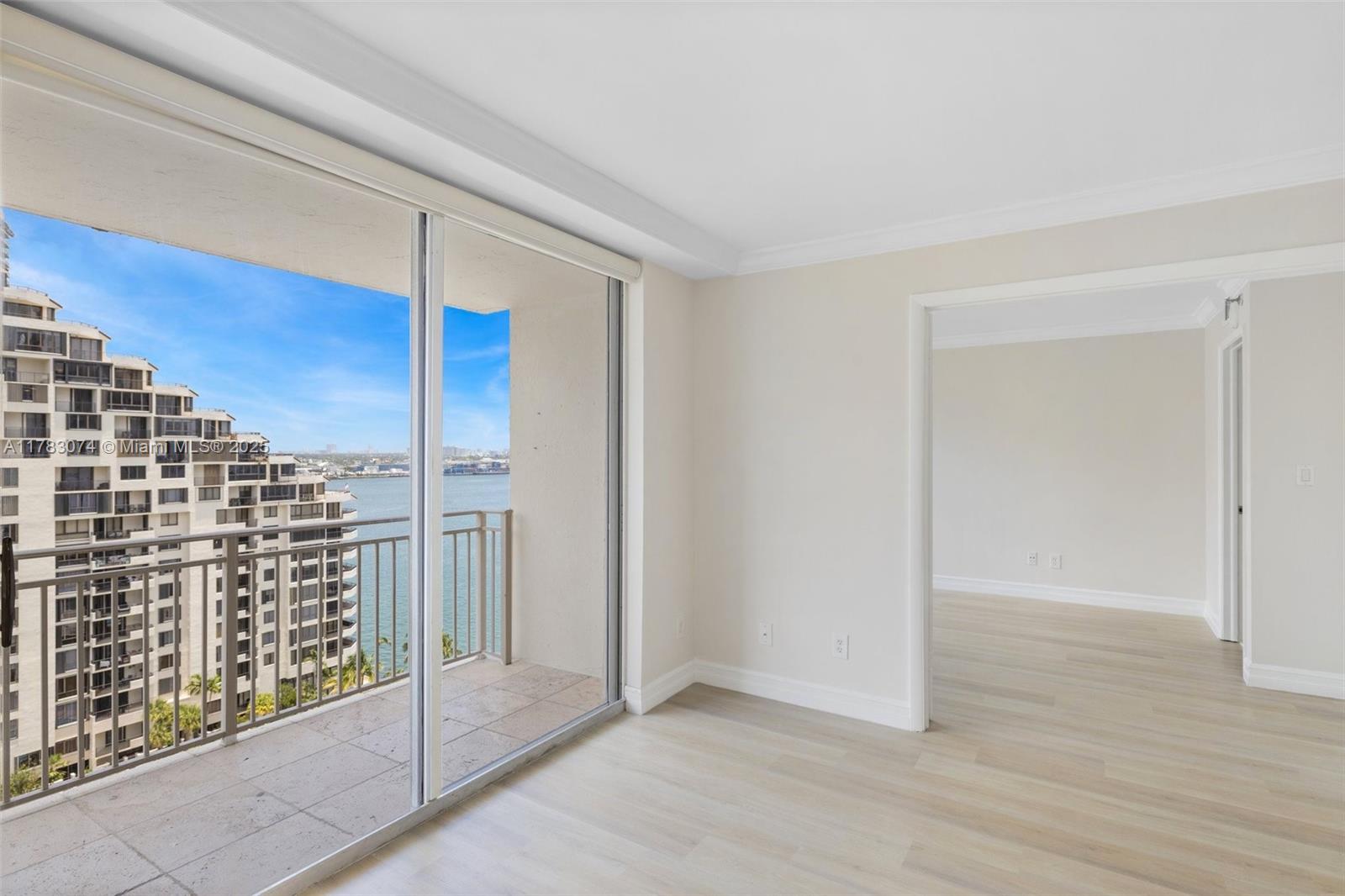 770 Claughton Island Dr 1703