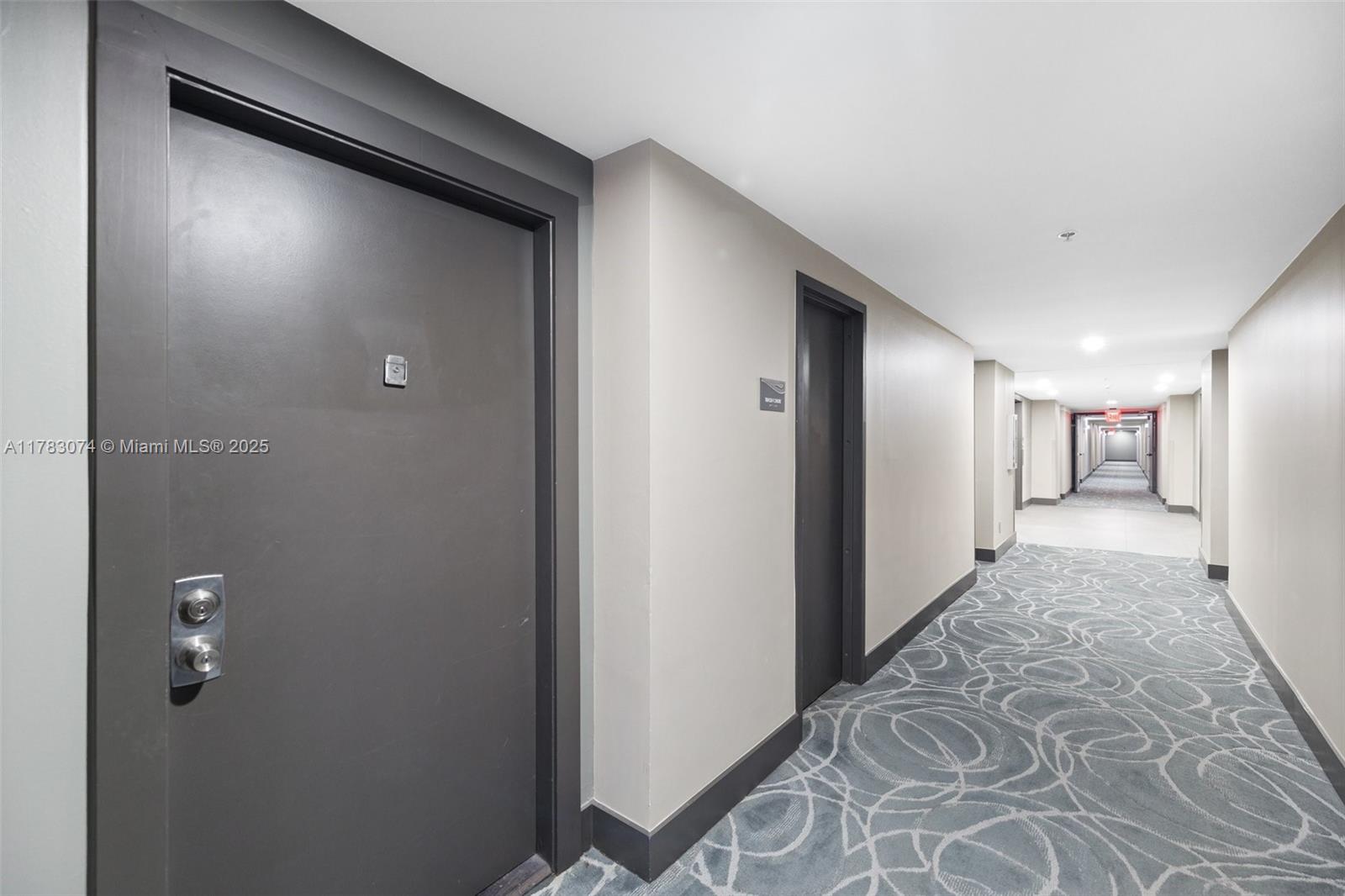 ISOLA CONDO - Residential