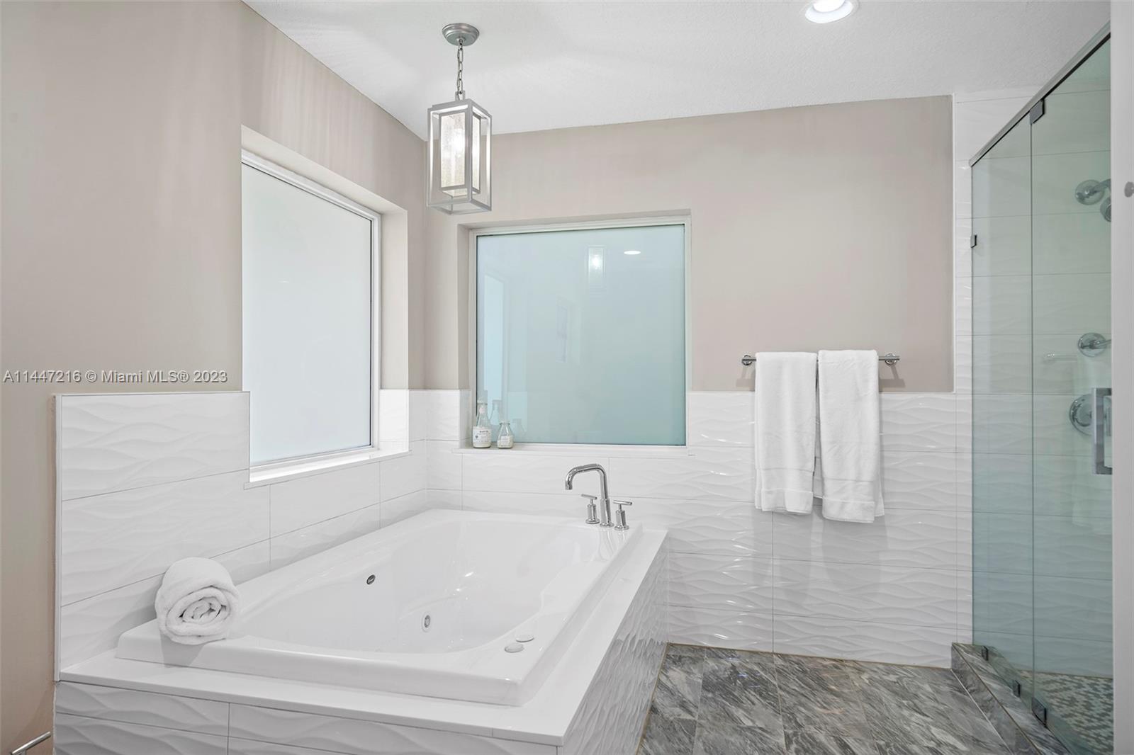 KINGS BAY SUB - Residential