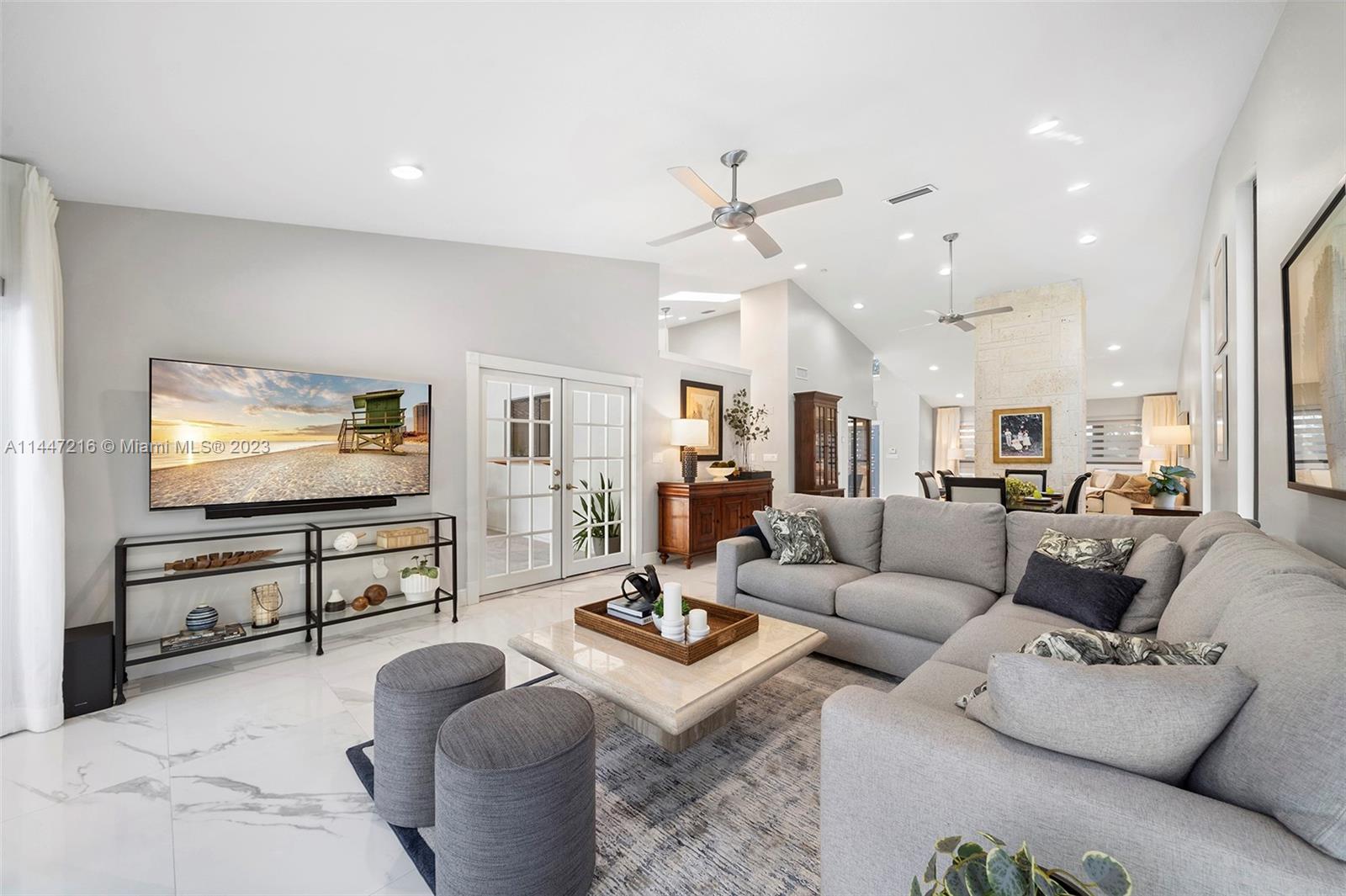 KINGS BAY SUB - Residential