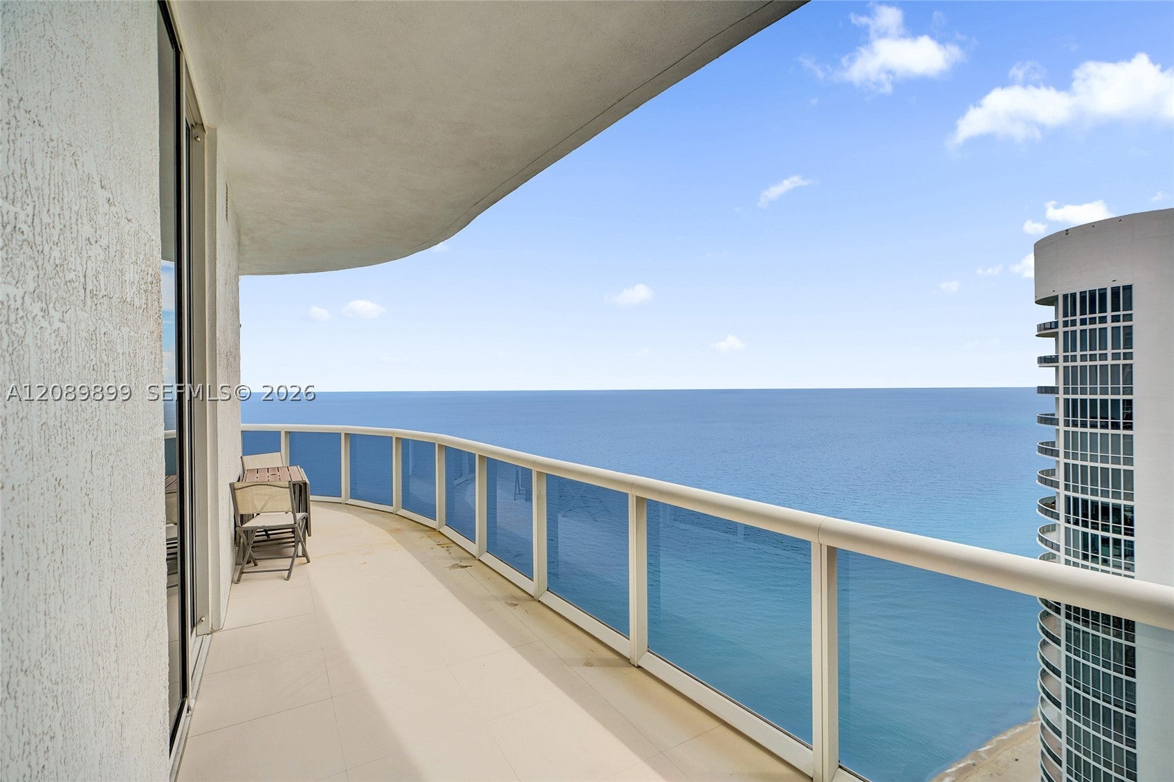 16001 Collins Ave 4102