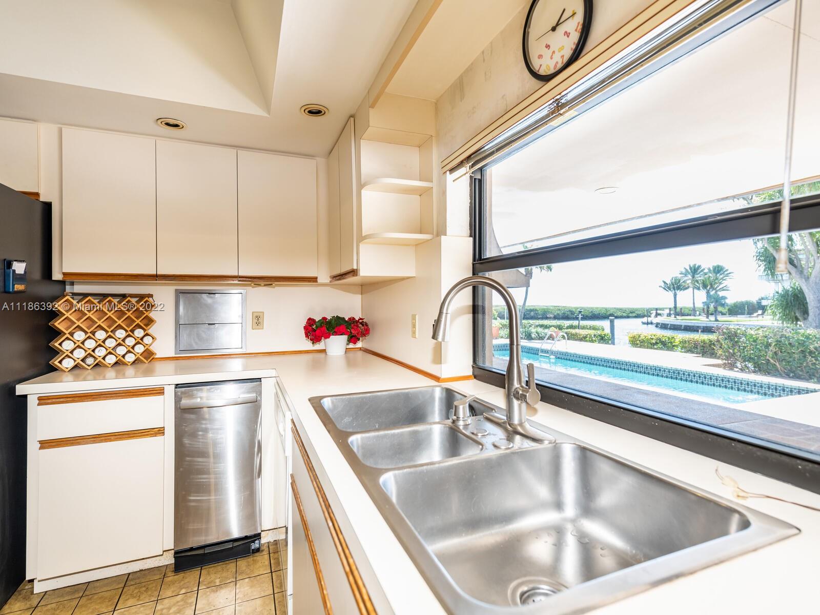 CORAL BAY SEC B - Residential