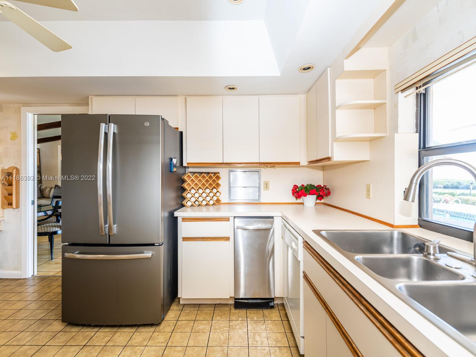 CORAL BAY SEC B - Residential