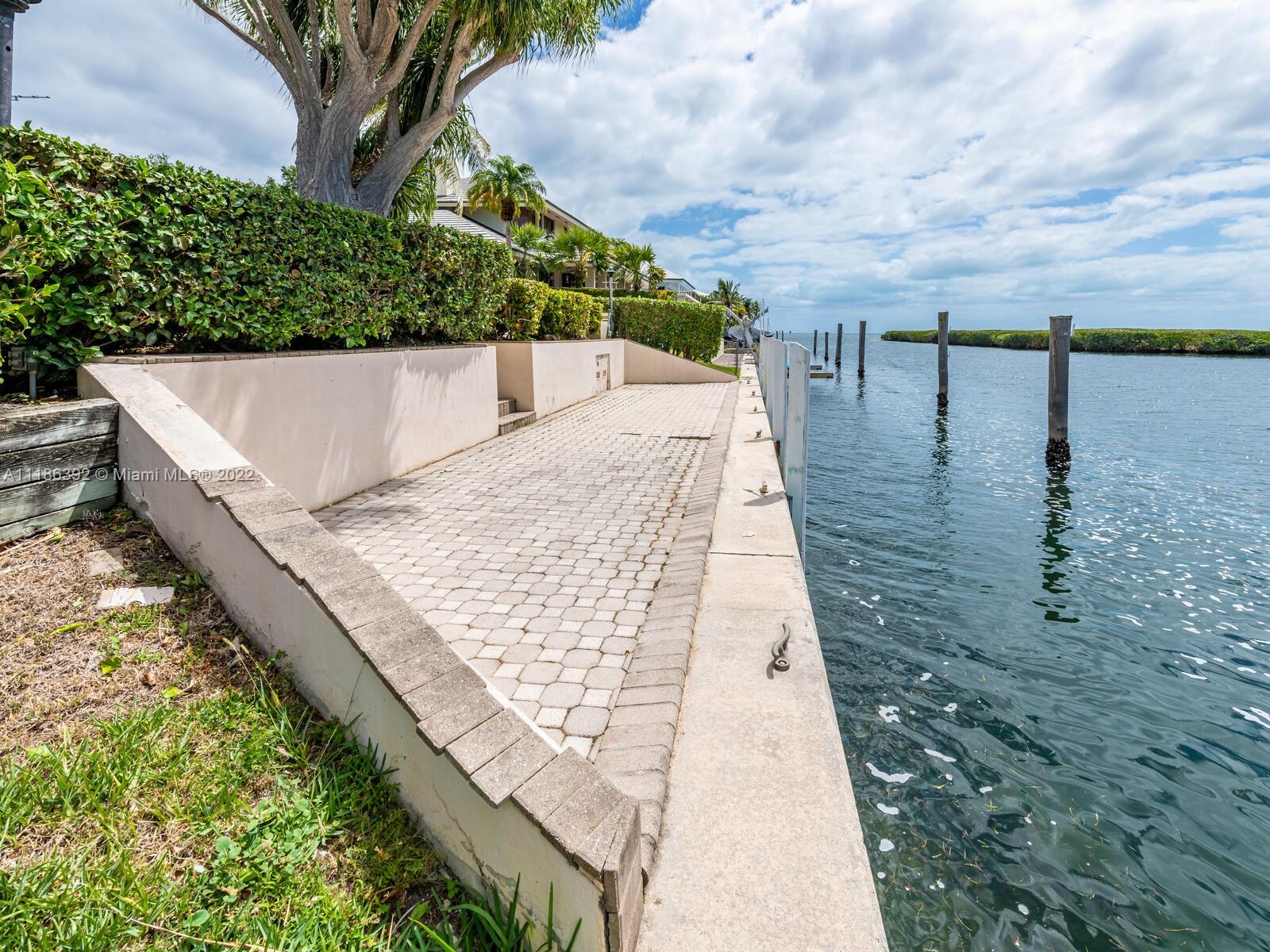 CORAL BAY SEC B - Residential