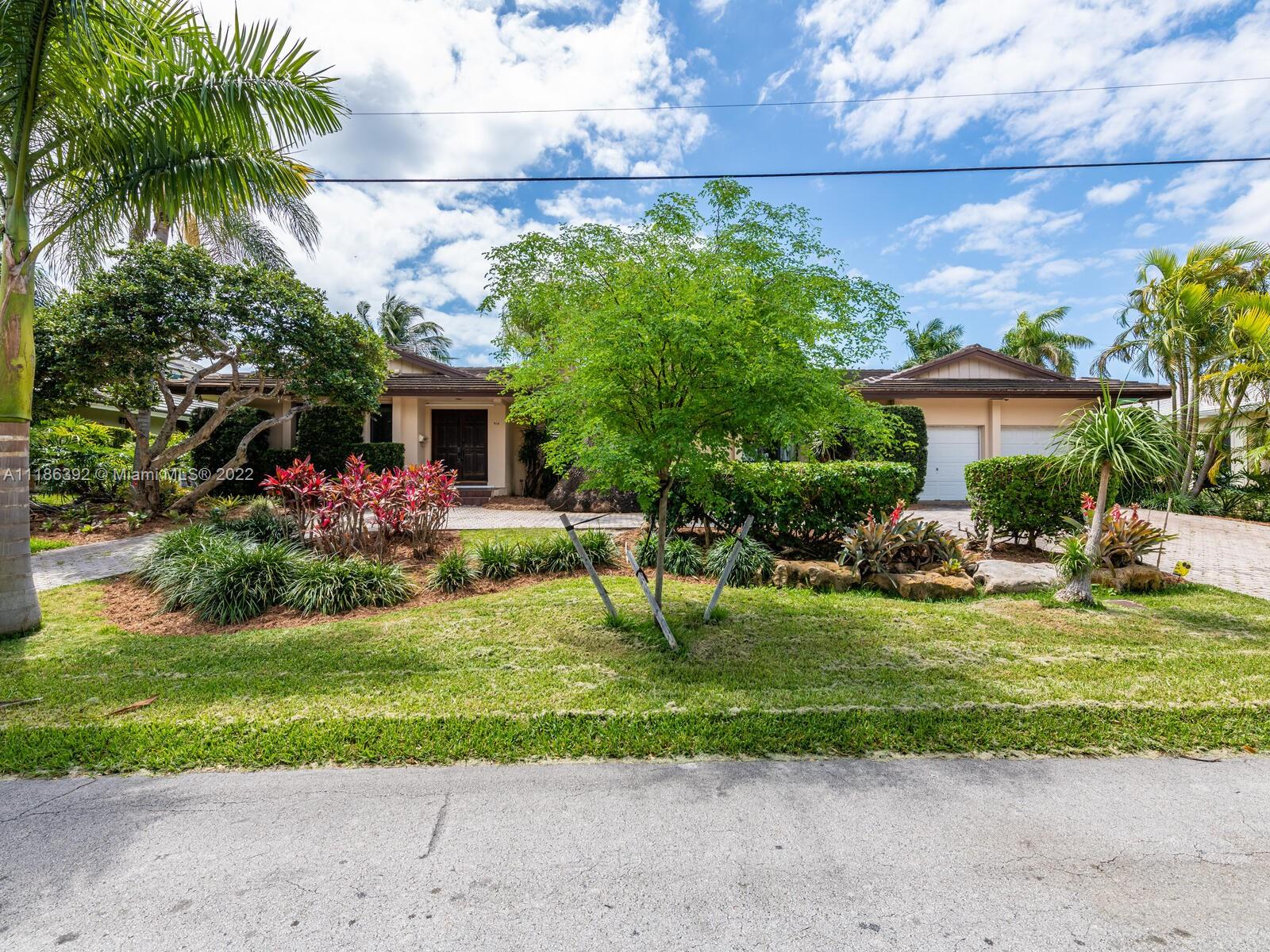 CORAL BAY SEC B - Residential