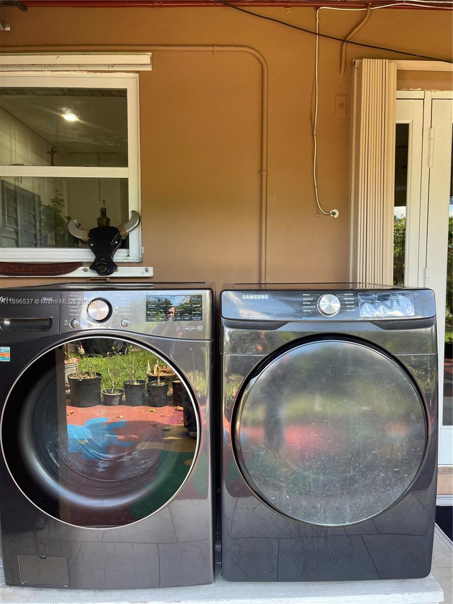 FAIRFAX BROLLIAR - Residential