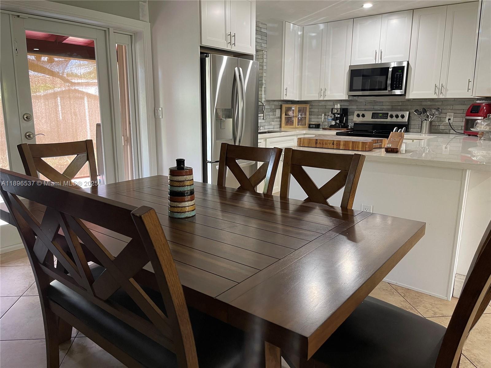 FAIRFAX BROLLIAR - Residential