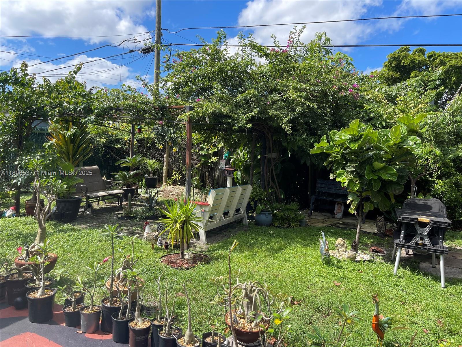 FAIRFAX BROLLIAR - Residential