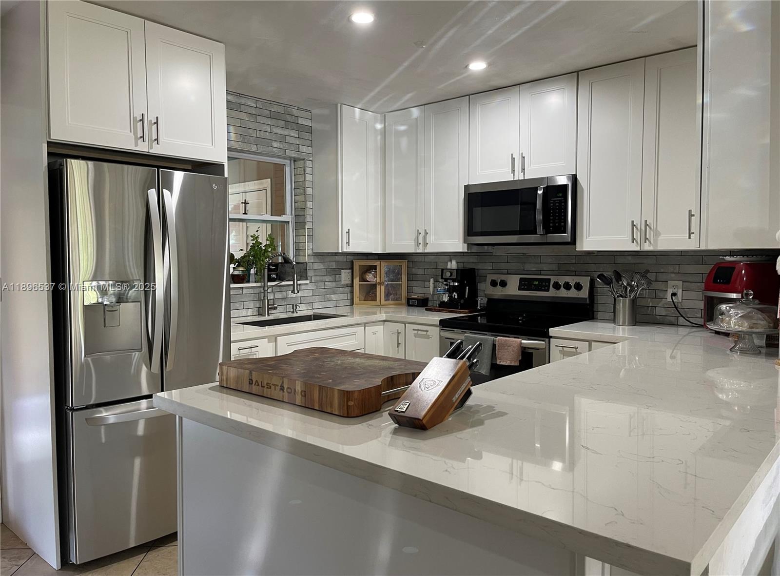 FAIRFAX BROLLIAR - Residential