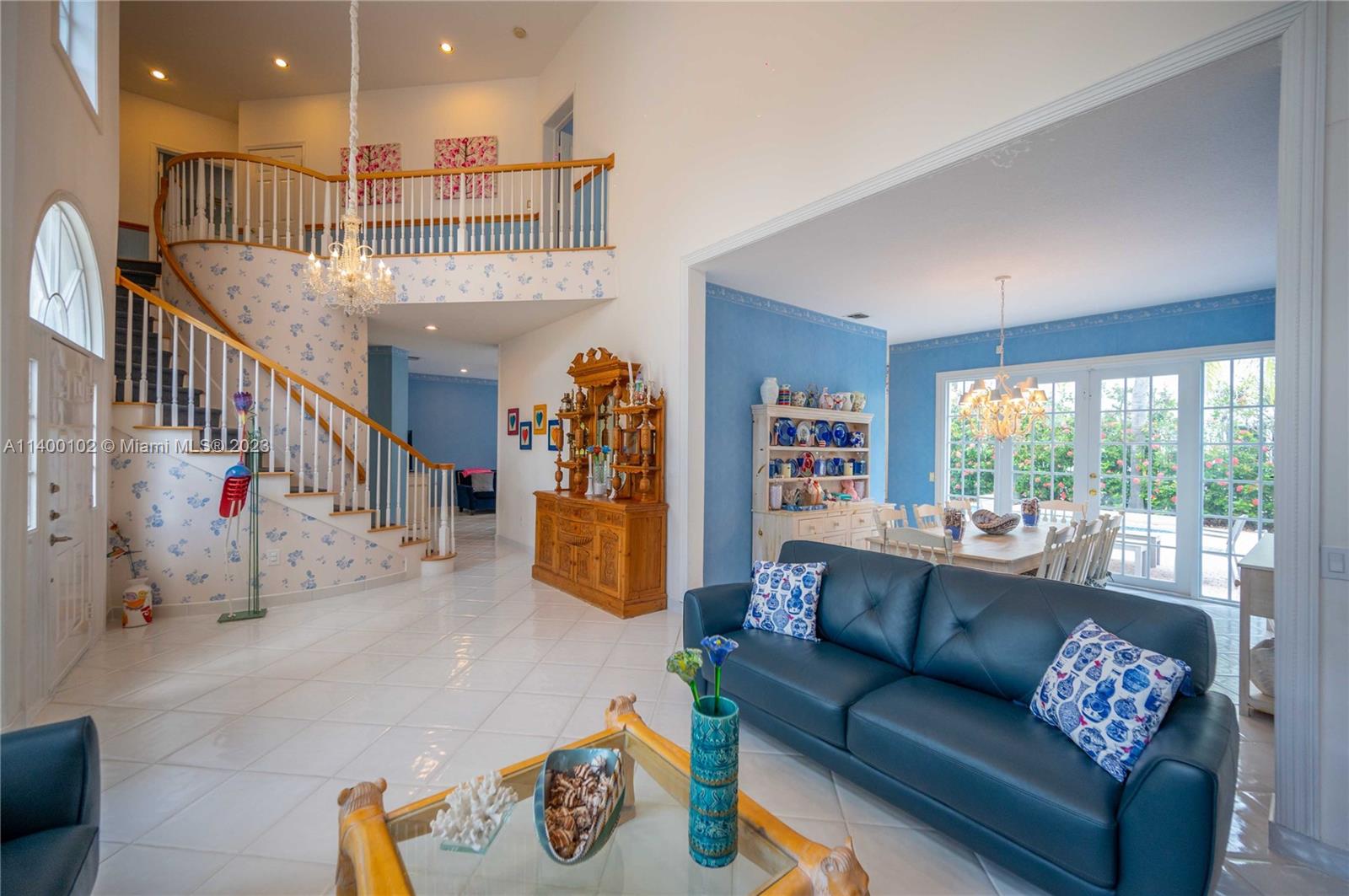 AVENTURA ESTATES - Residential