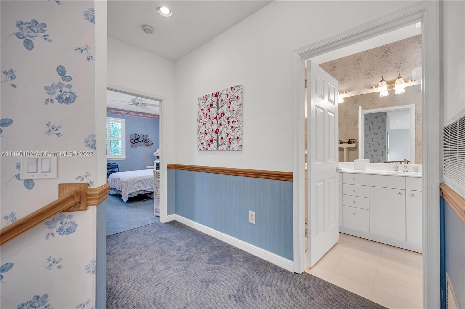 AVENTURA ESTATES - Residential