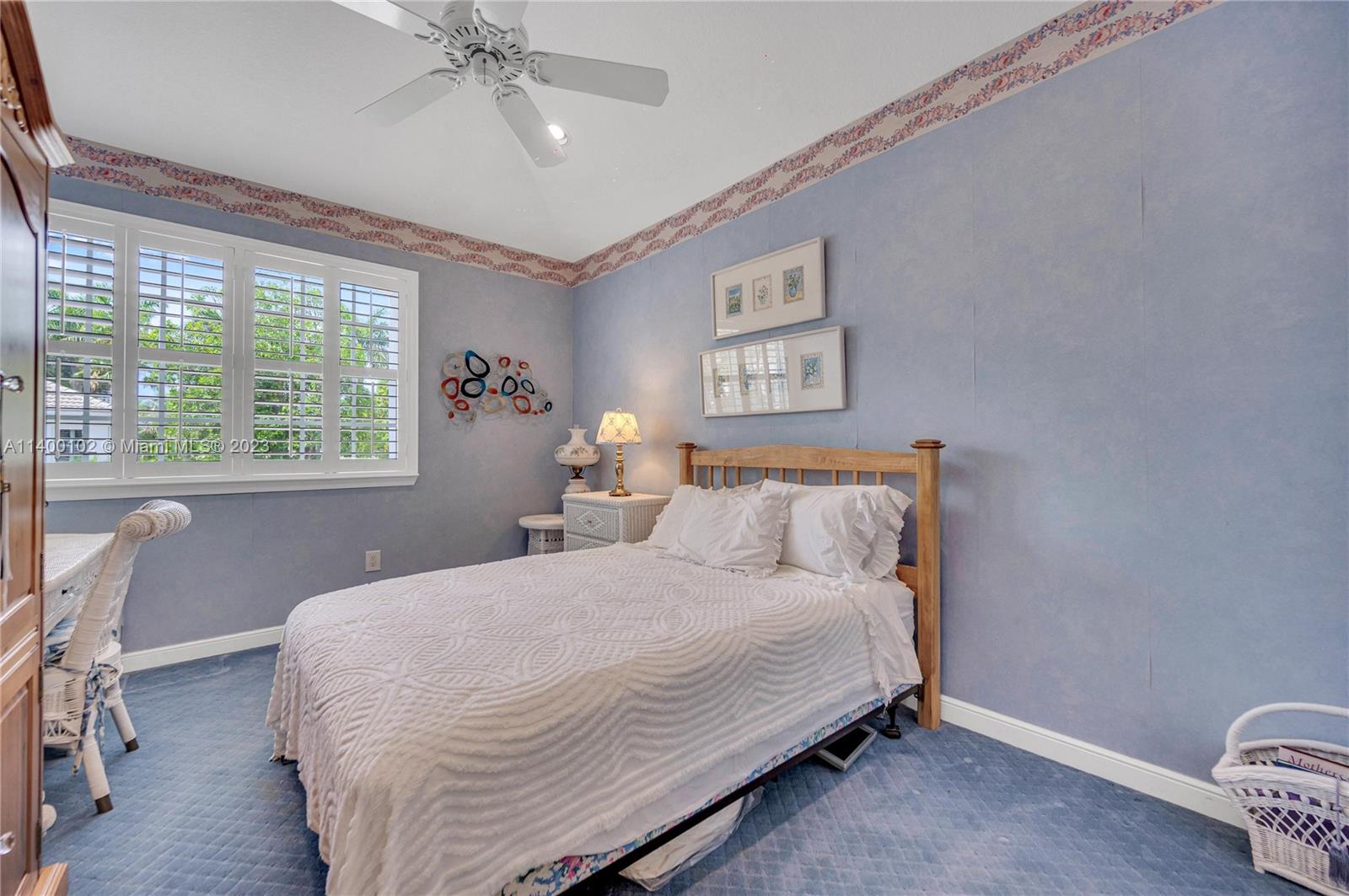 AVENTURA ESTATES - Residential