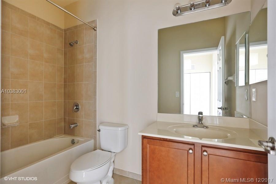 SILVER PALM EAST SEC THRE - Residential