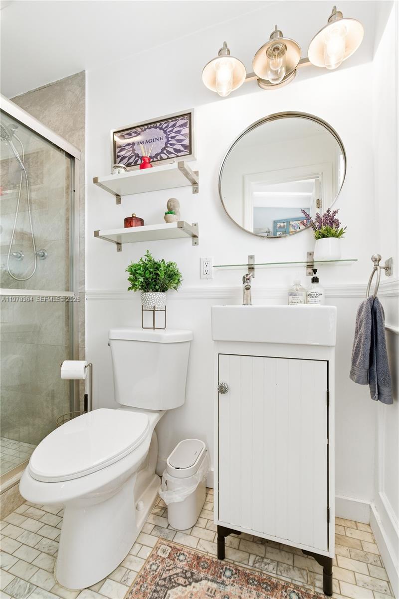 AMD PL GRIFFING BISCAYNE - Residential