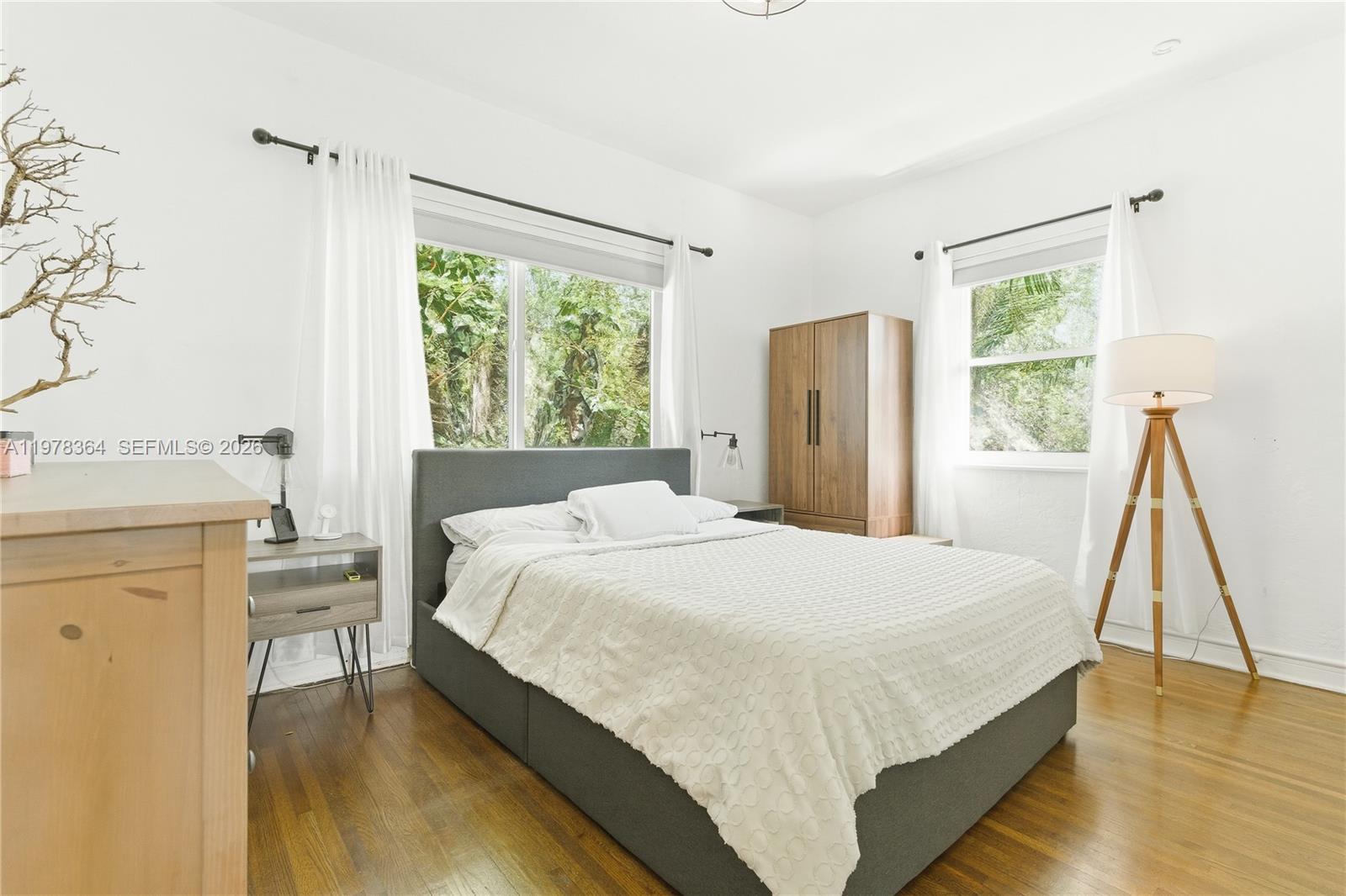 AMD PL GRIFFING BISCAYNE - Residential