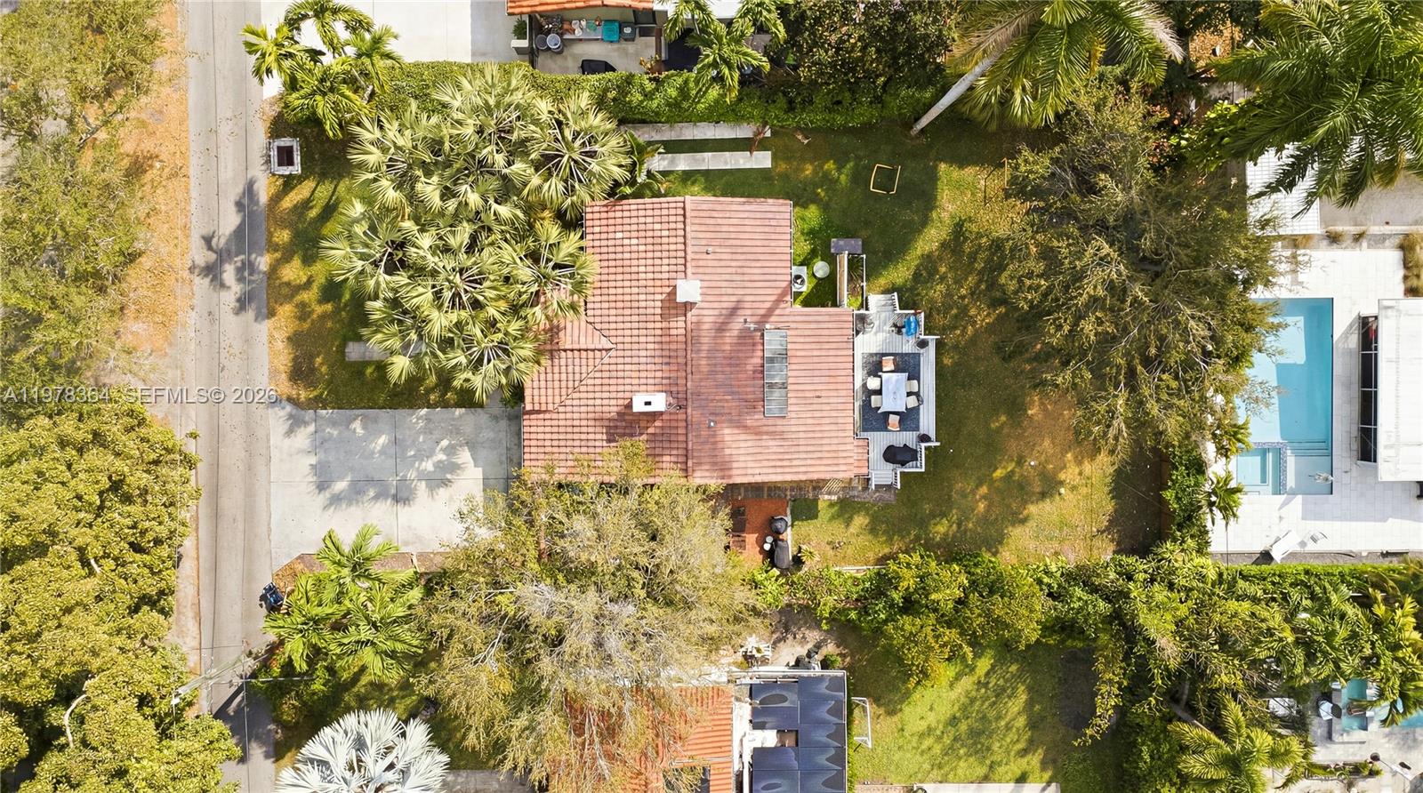 AMD PL GRIFFING BISCAYNE - Residential