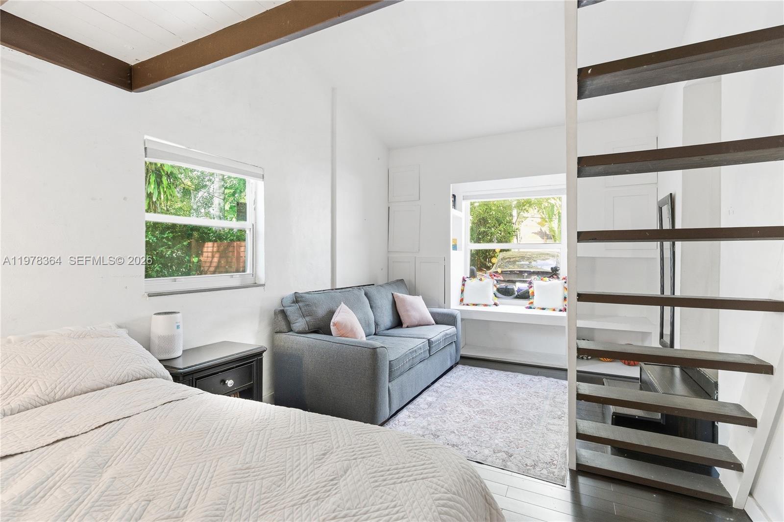 AMD PL GRIFFING BISCAYNE - Residential