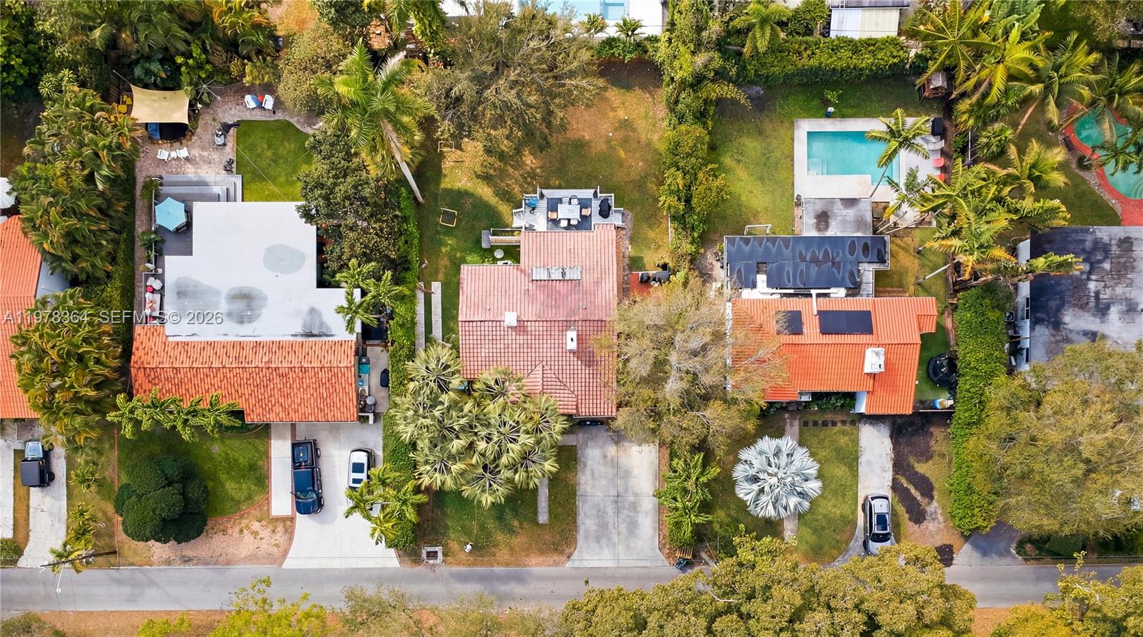 AMD PL GRIFFING BISCAYNE - Residential