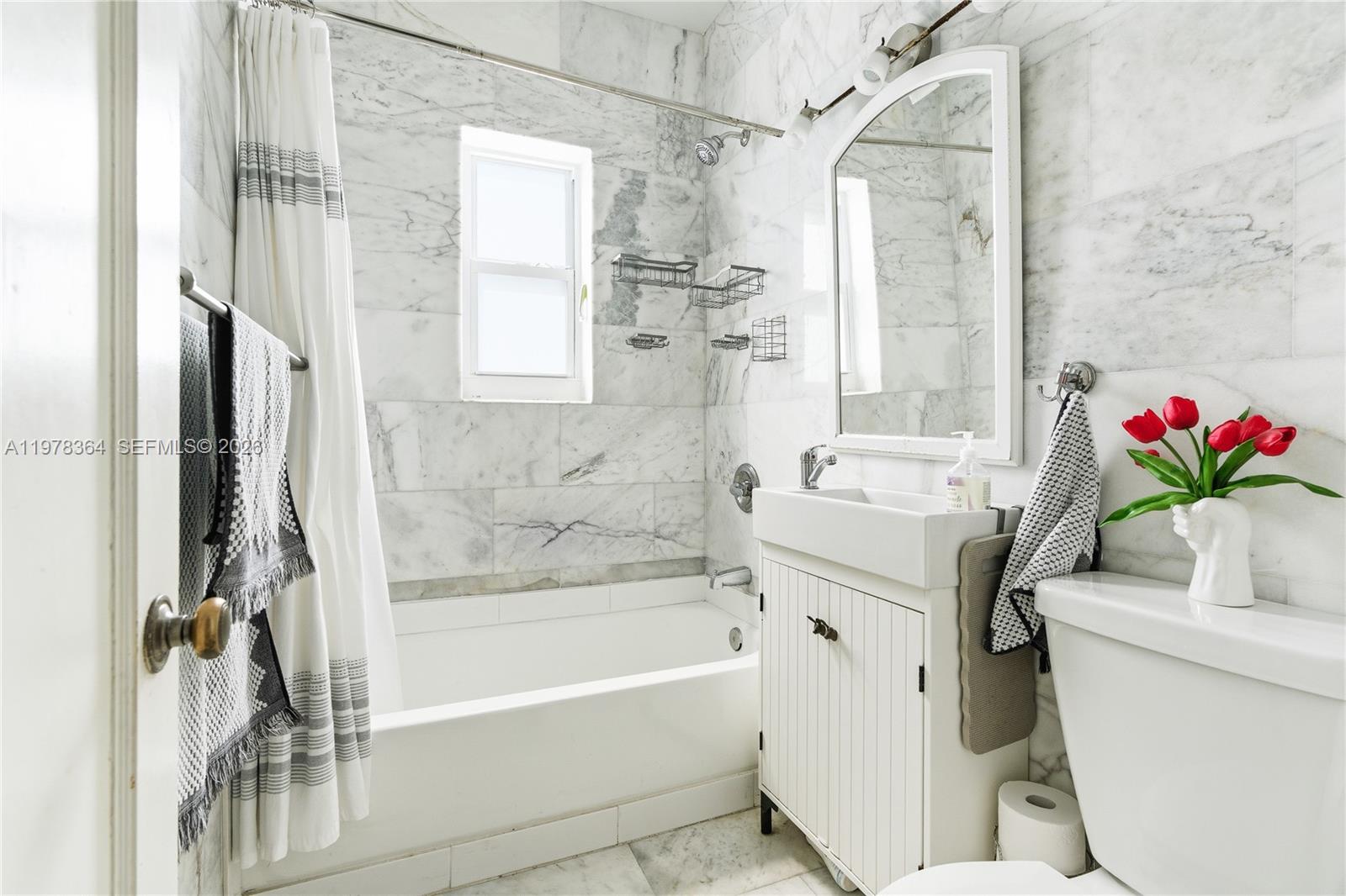 AMD PL GRIFFING BISCAYNE - Residential