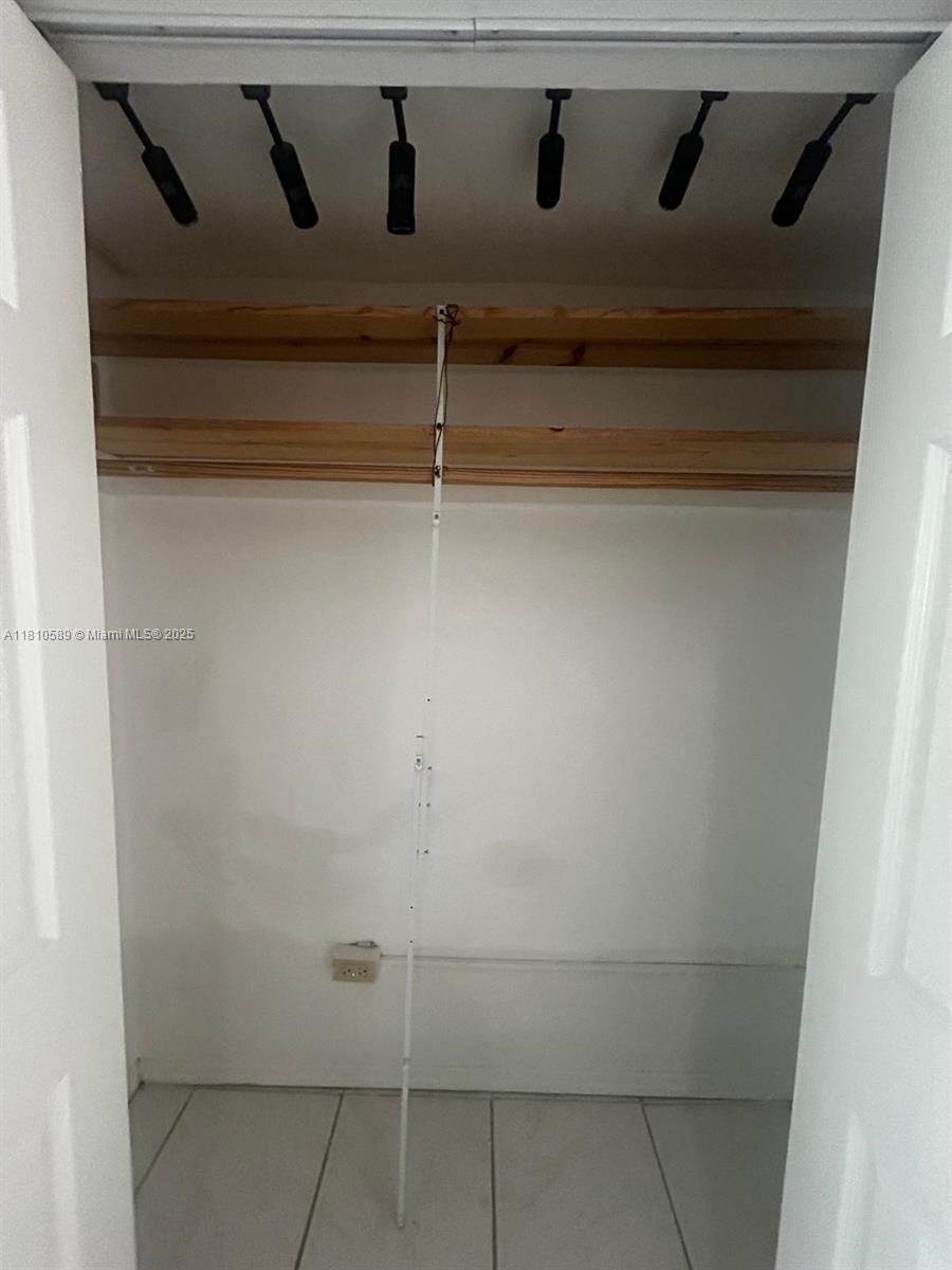 ROLLING GREEN CONDO C - Residential