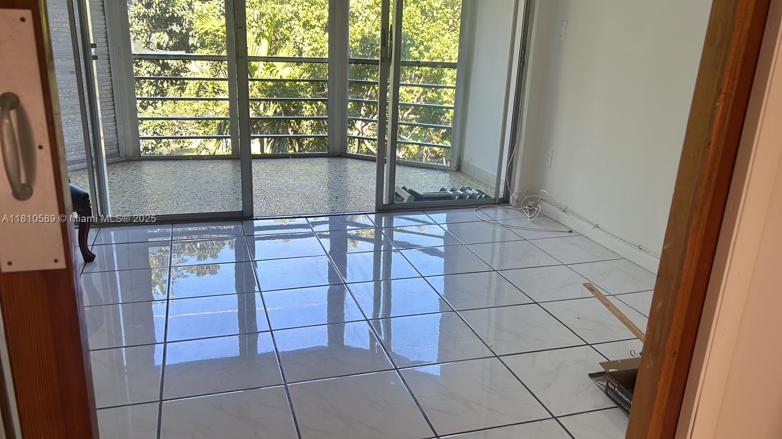 ROLLING GREEN CONDO C - Residential