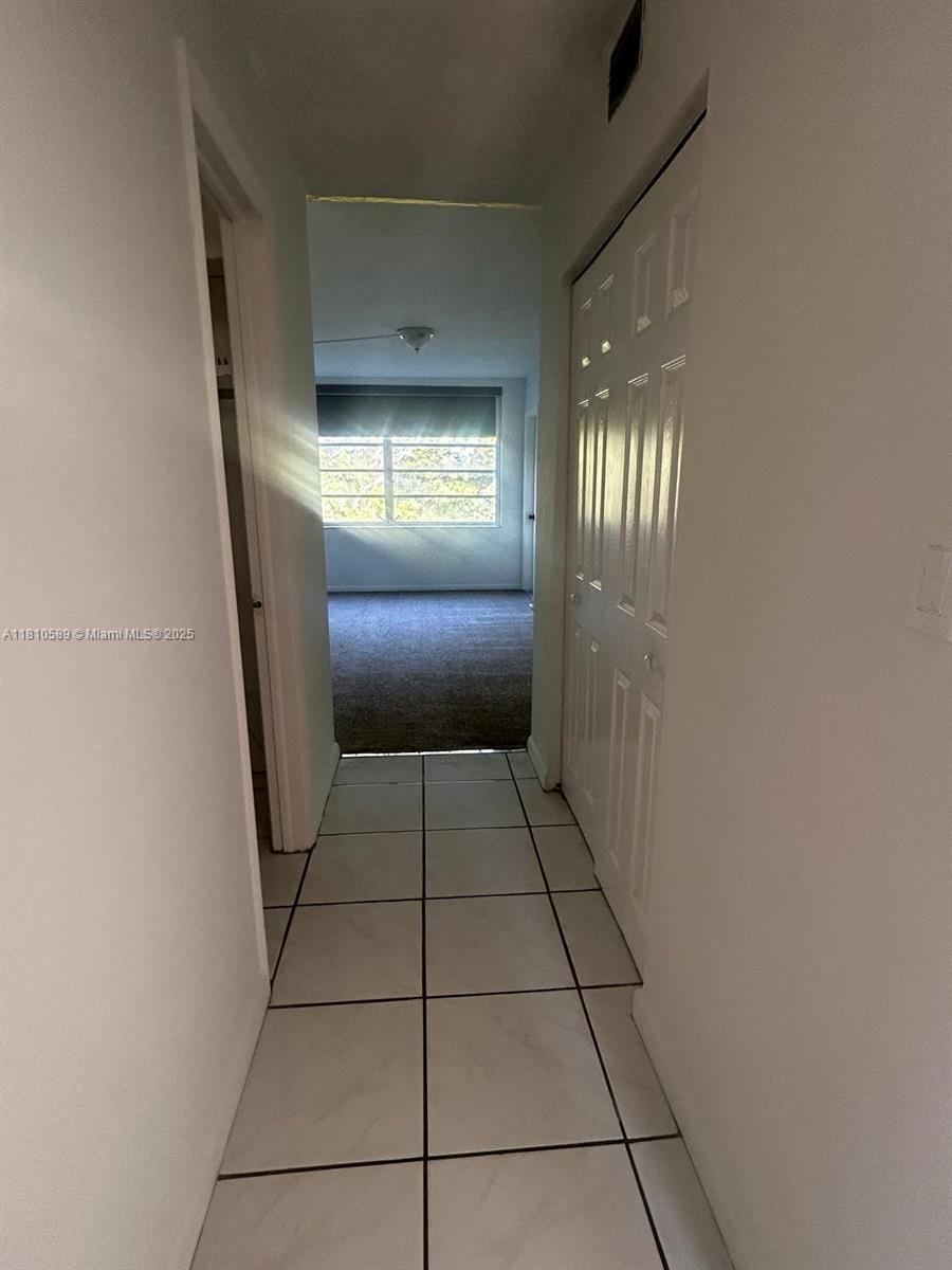 ROLLING GREEN CONDO C - Residential