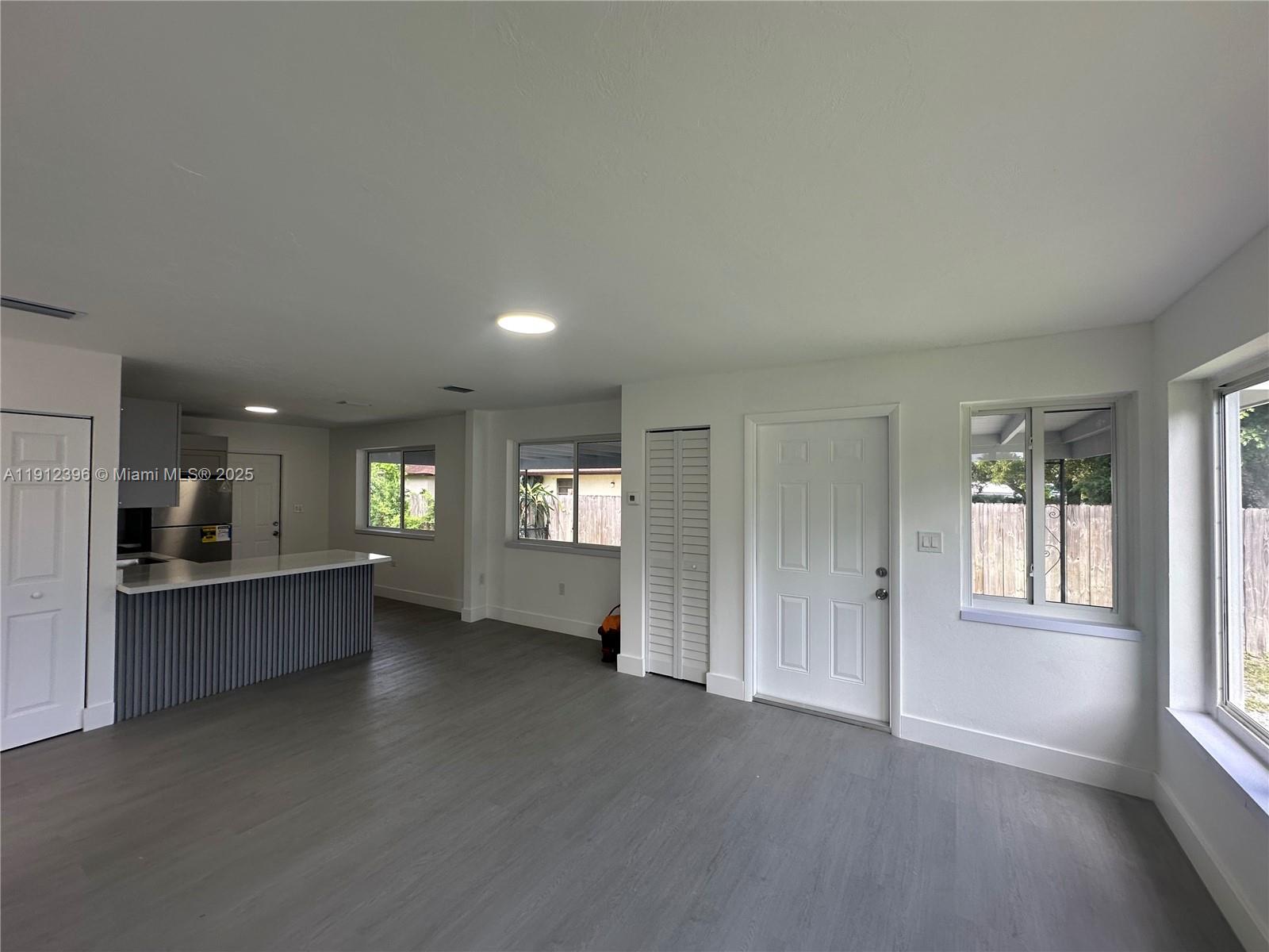 HI-PINE HOMESITES - Residential