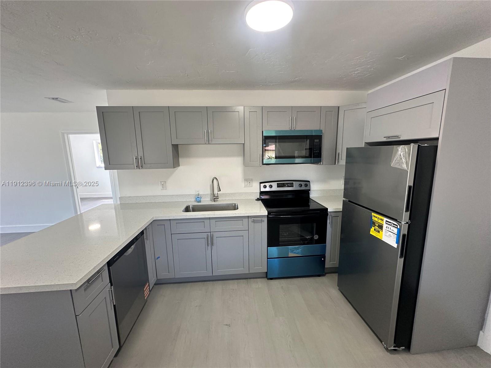 HI-PINE HOMESITES - Residential